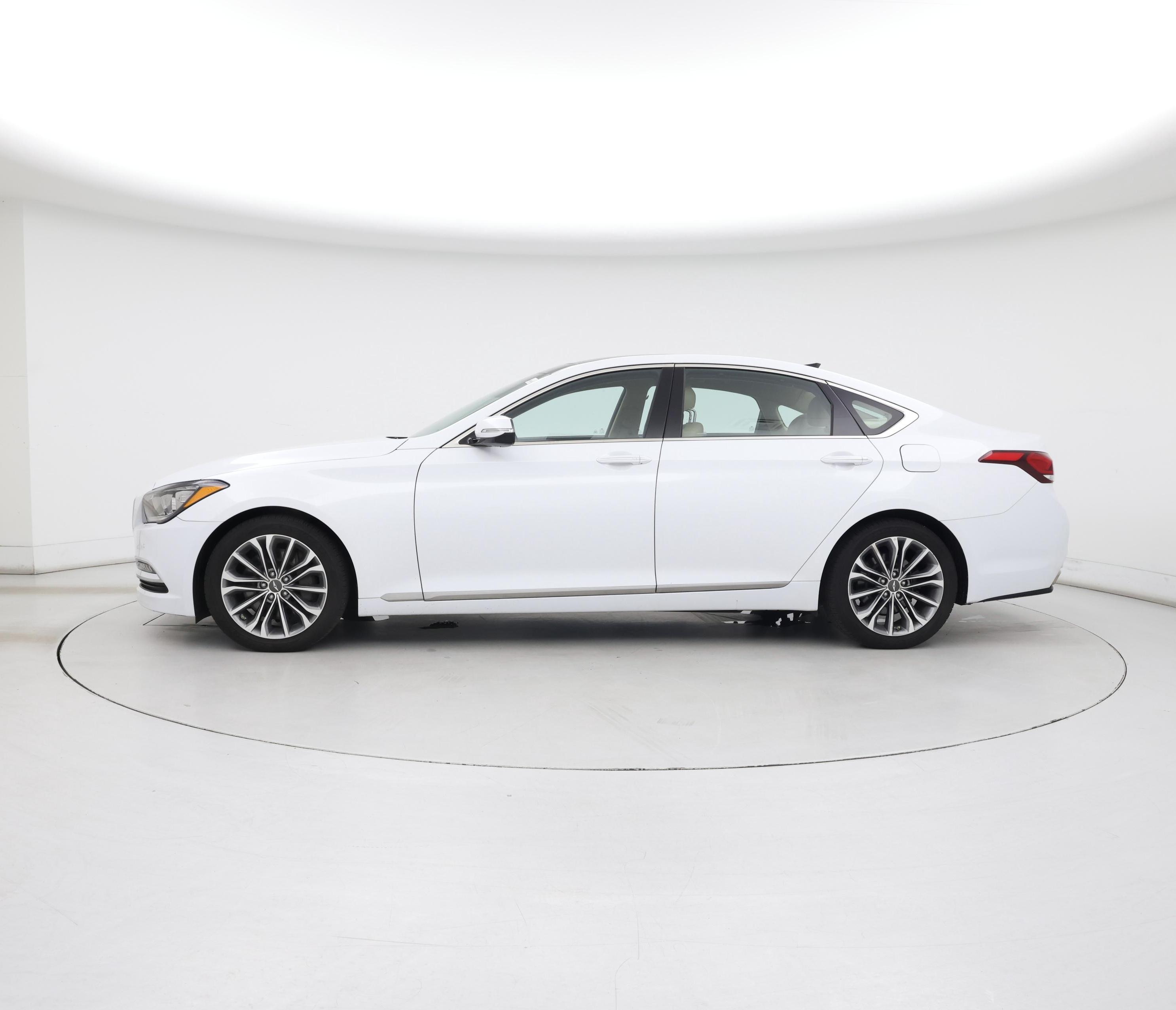 Thumbnail: 2016 Hyundai Genesis - 3