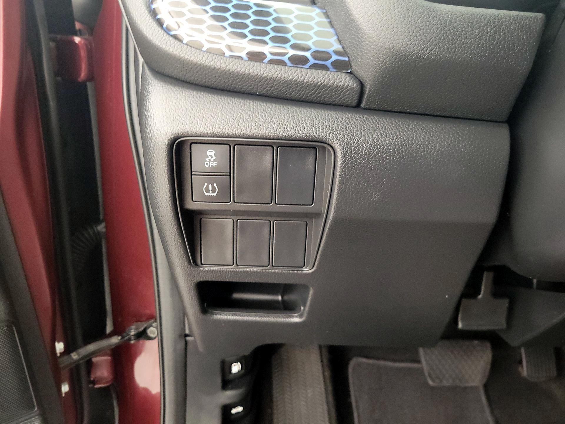 Thumbnail: 2017 Honda CR-V - 13