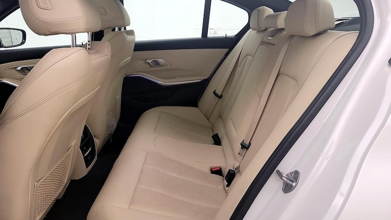 2022 BMW 3 Series 330i xDrive 21