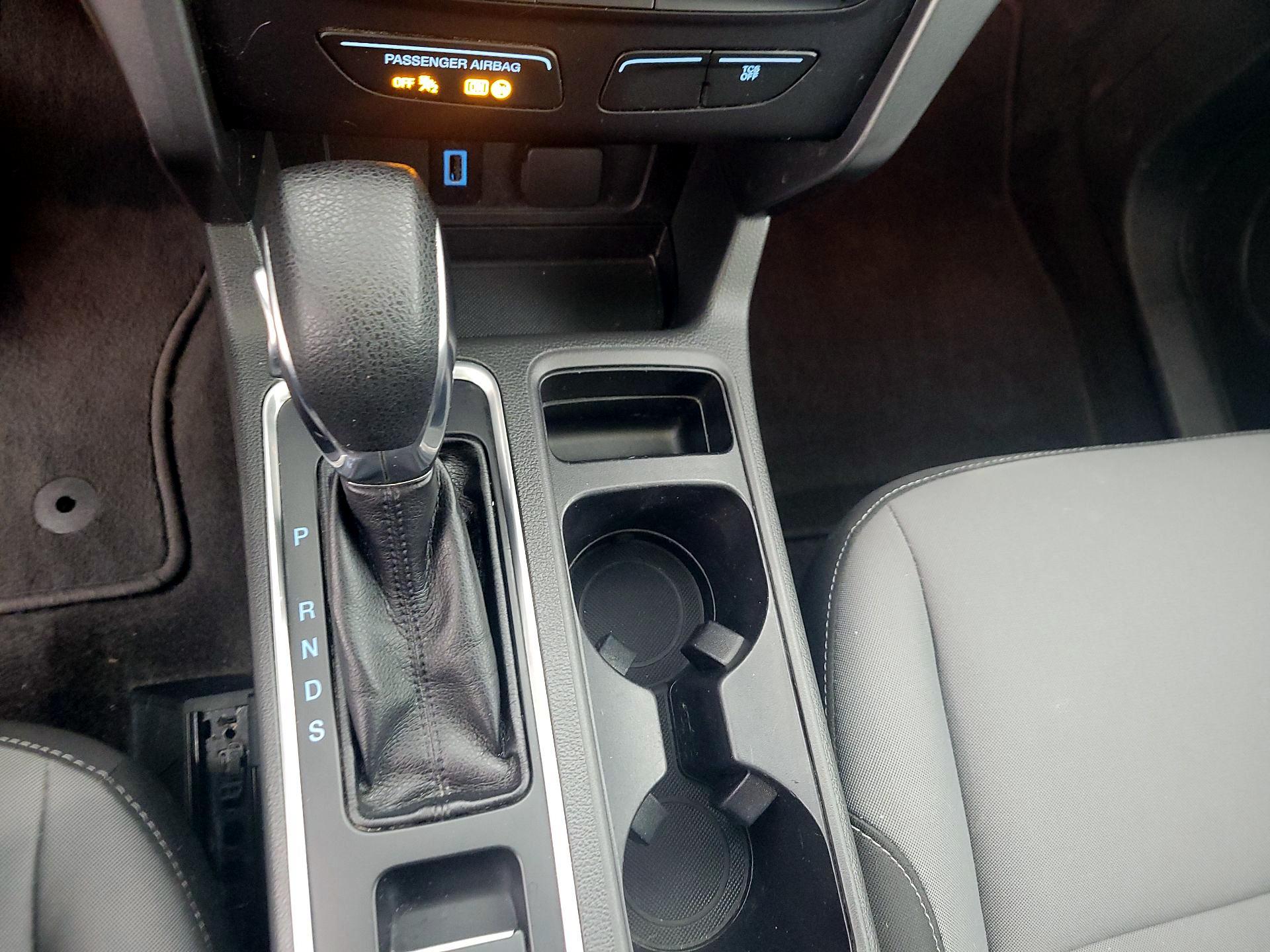 Thumbnail: 2017 Ford Escape - 17