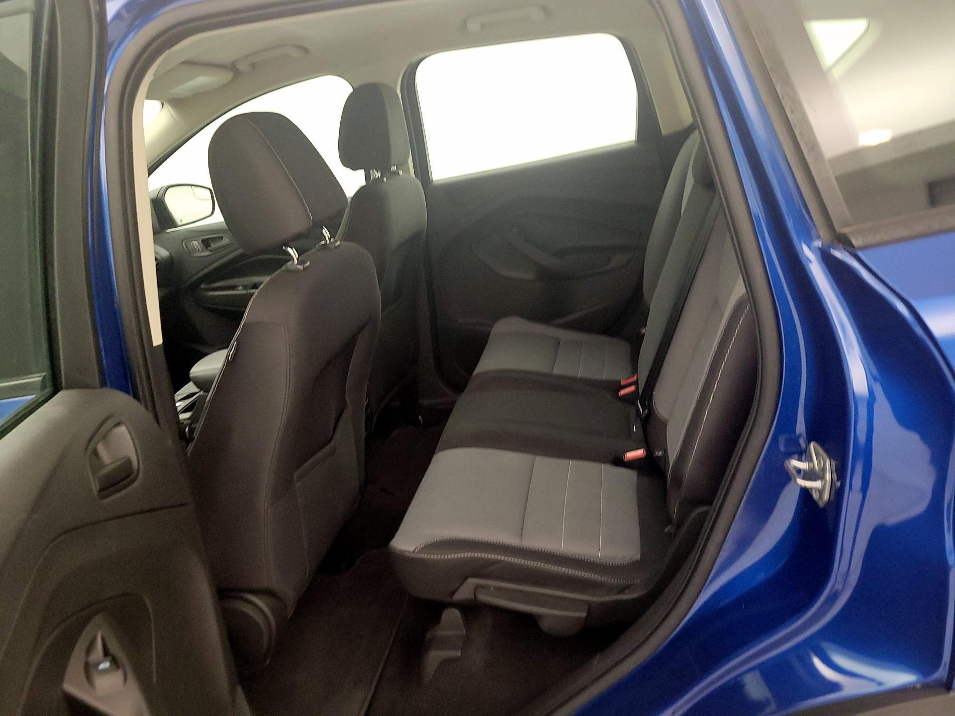 Thumbnail: 2017 Ford Escape - 18