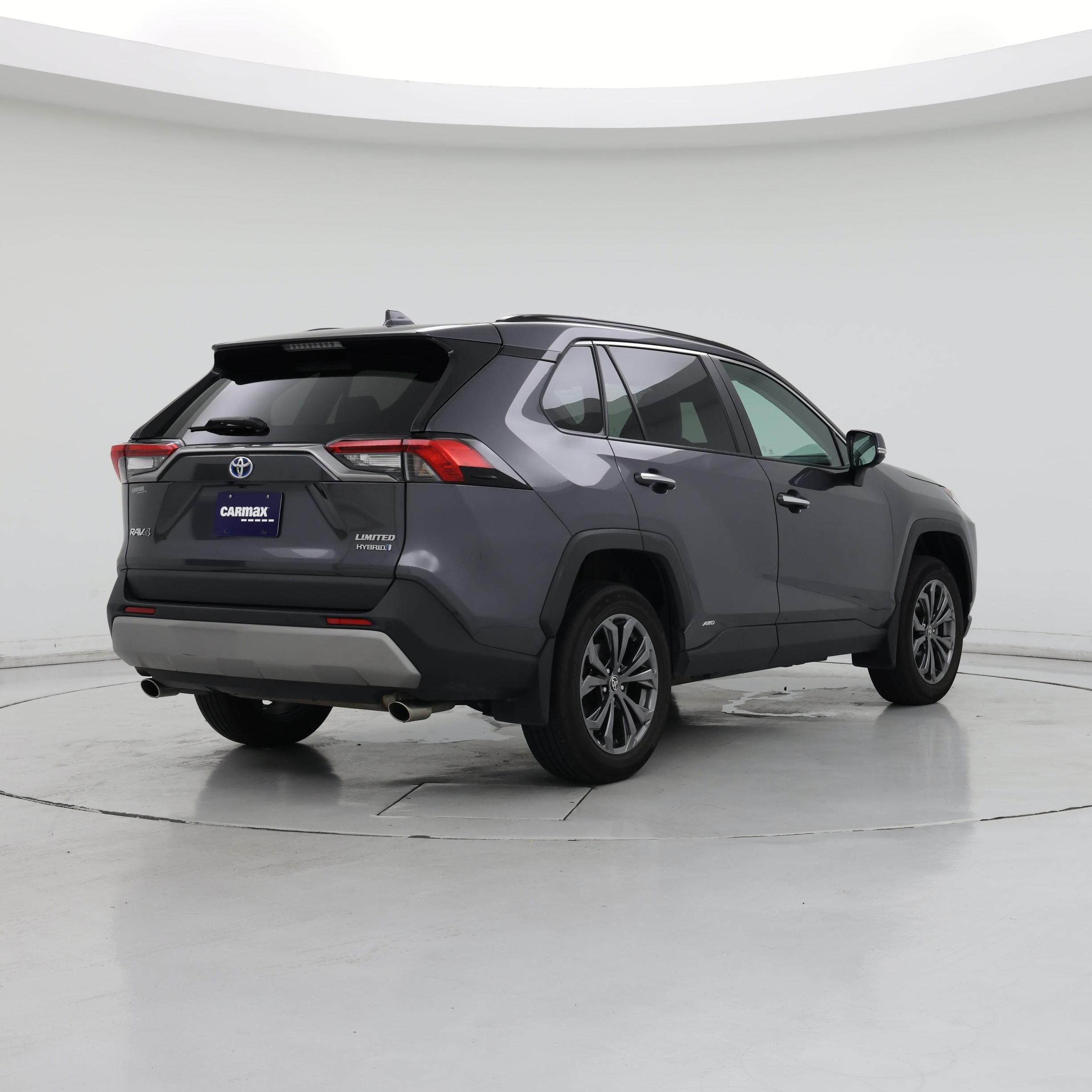 Thumbnail: 2022 Toyota RAV4 - 8