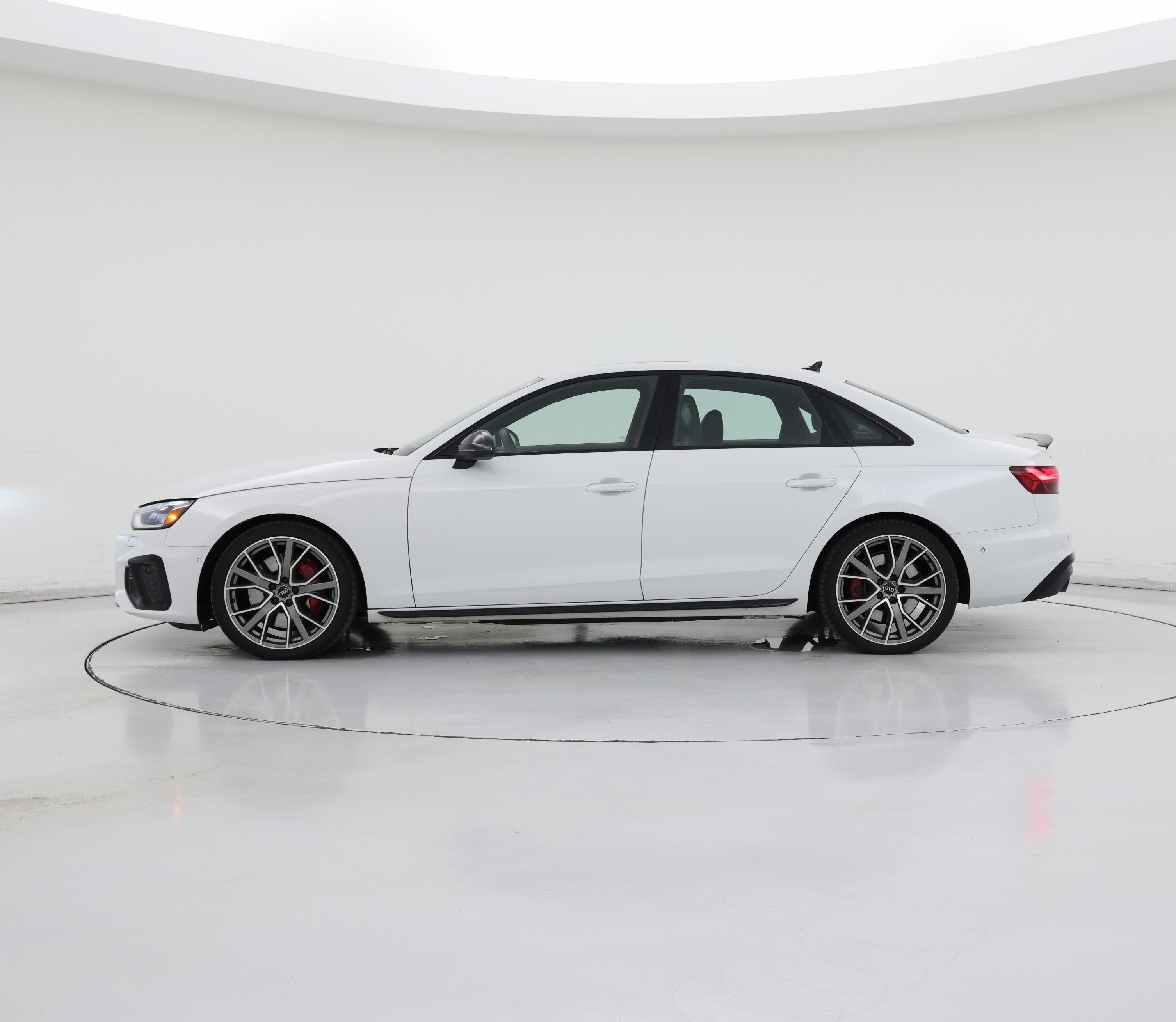 Thumbnail: 2023 Audi S4 - 3
