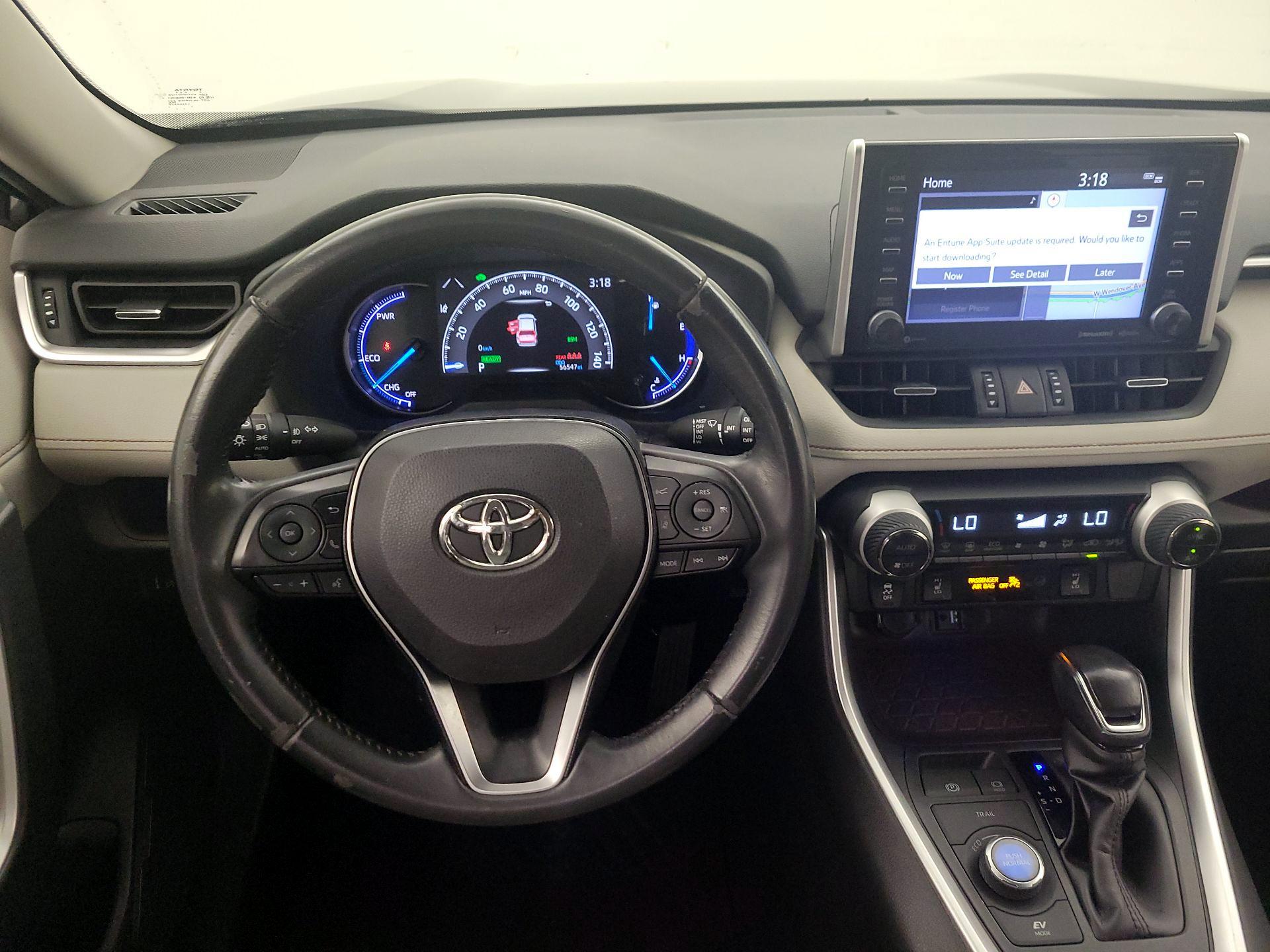 Thumbnail: 2019 Toyota RAV4 - 10