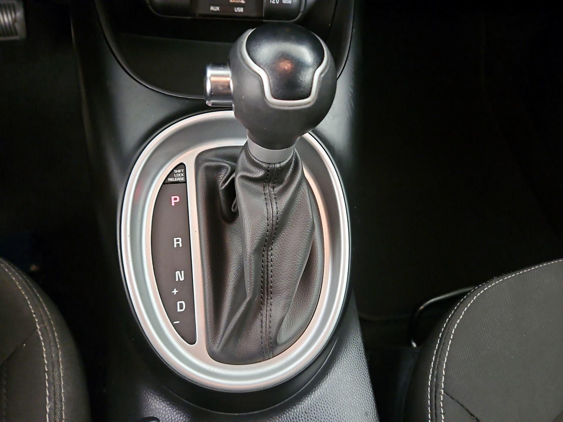 Thumbnail: 2018 Kia Soul - 16