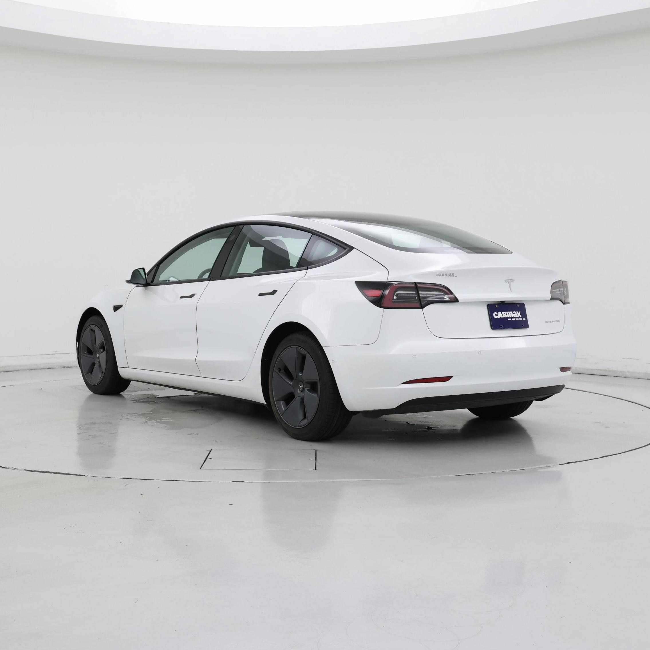Thumbnail: 2022 Tesla Model 3 - 2