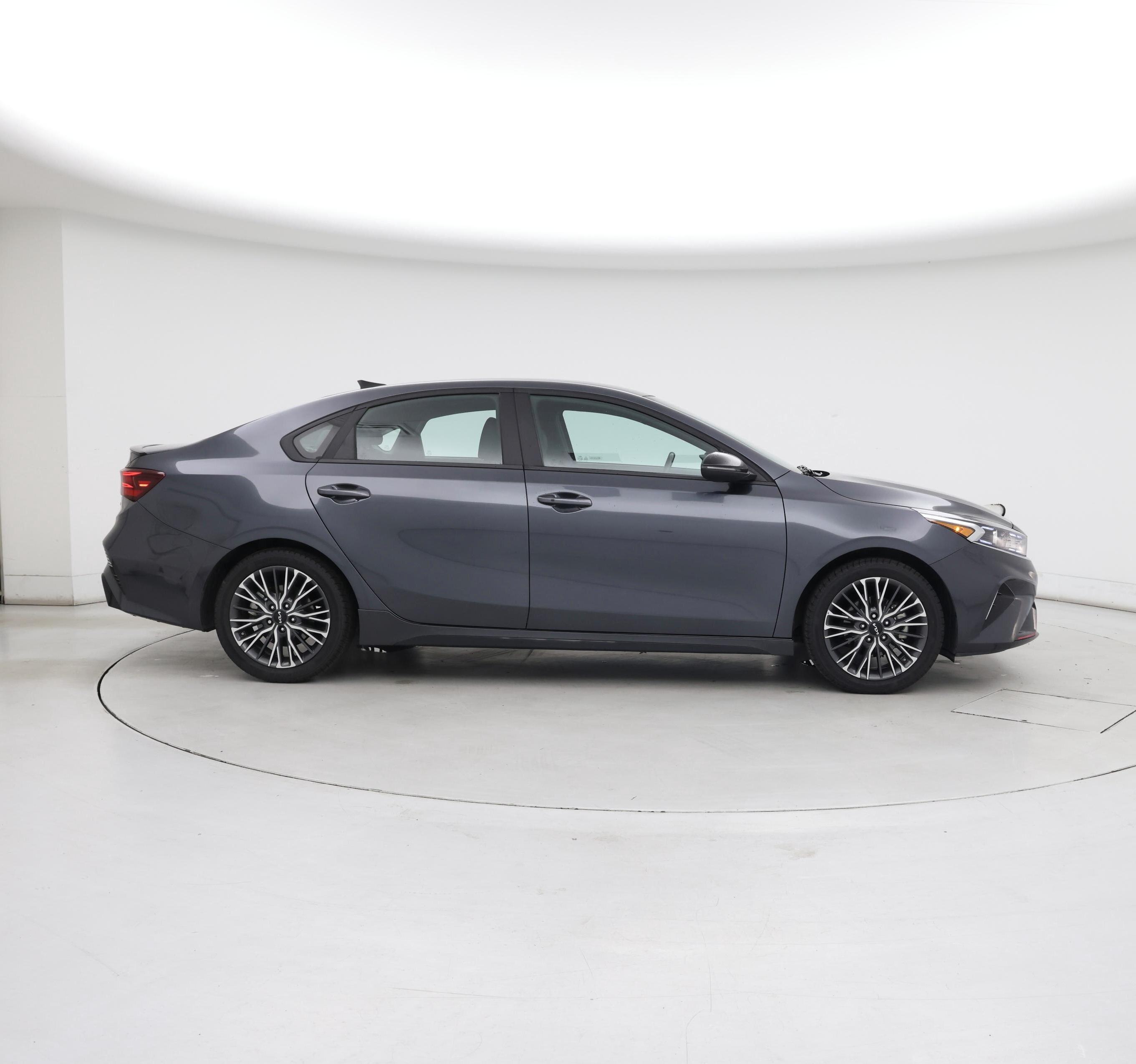 Thumbnail: 2024 Kia Forte - 7