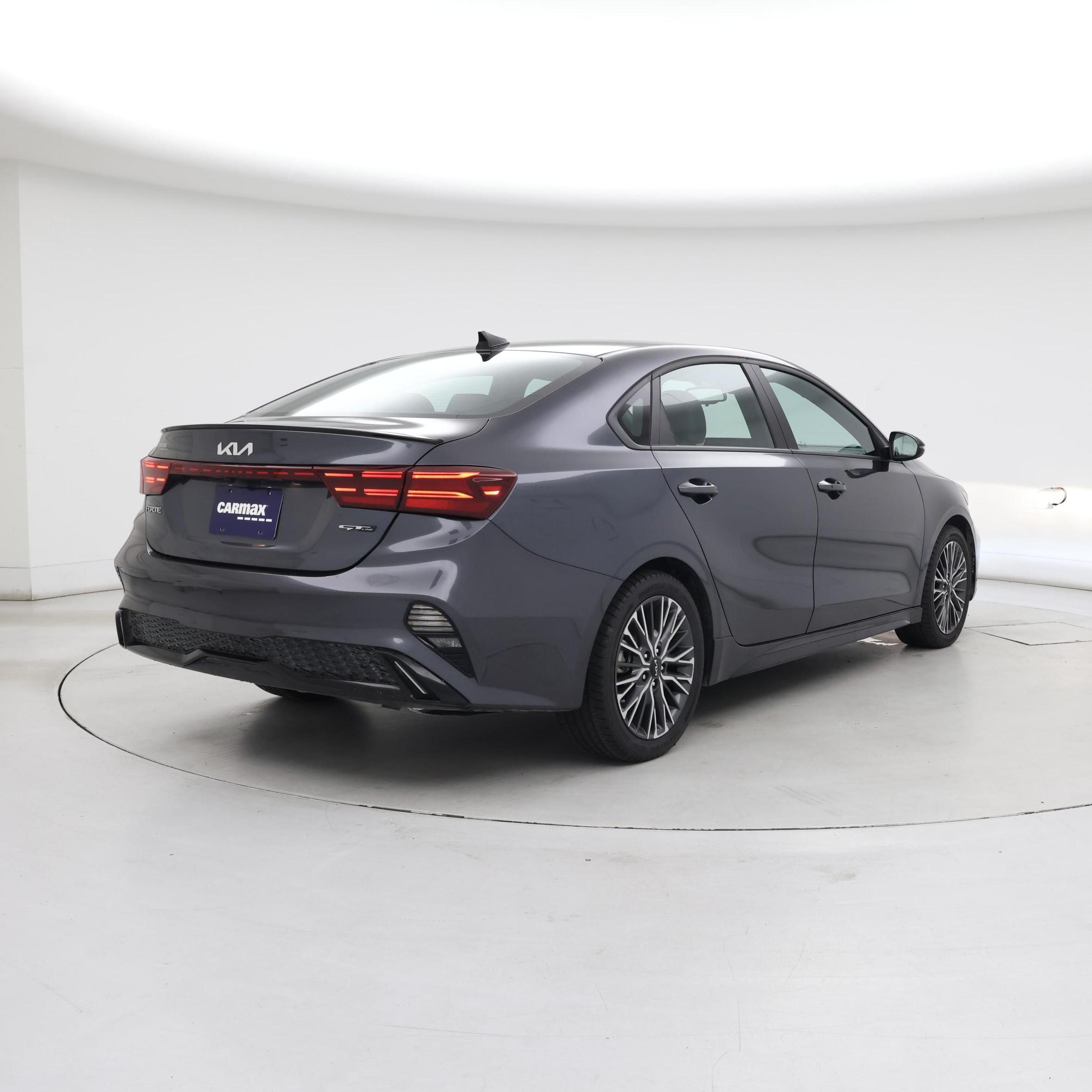 Thumbnail: 2024 Kia Forte - 8