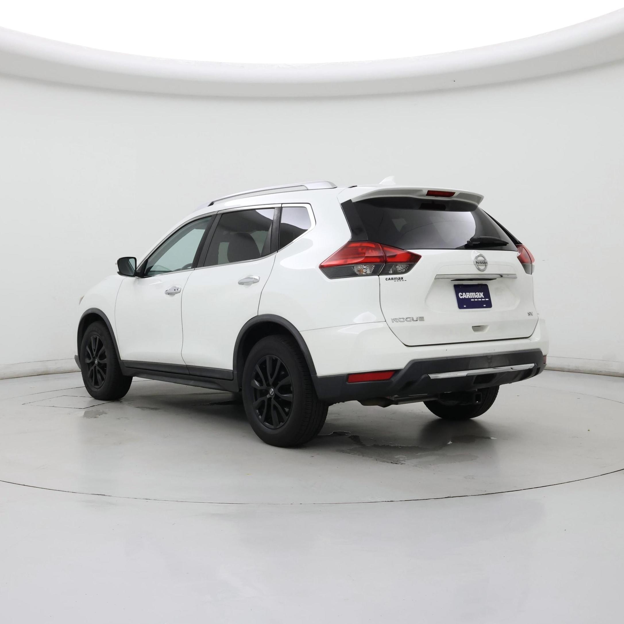 Thumbnail: 2017 Nissan Rogue - 2