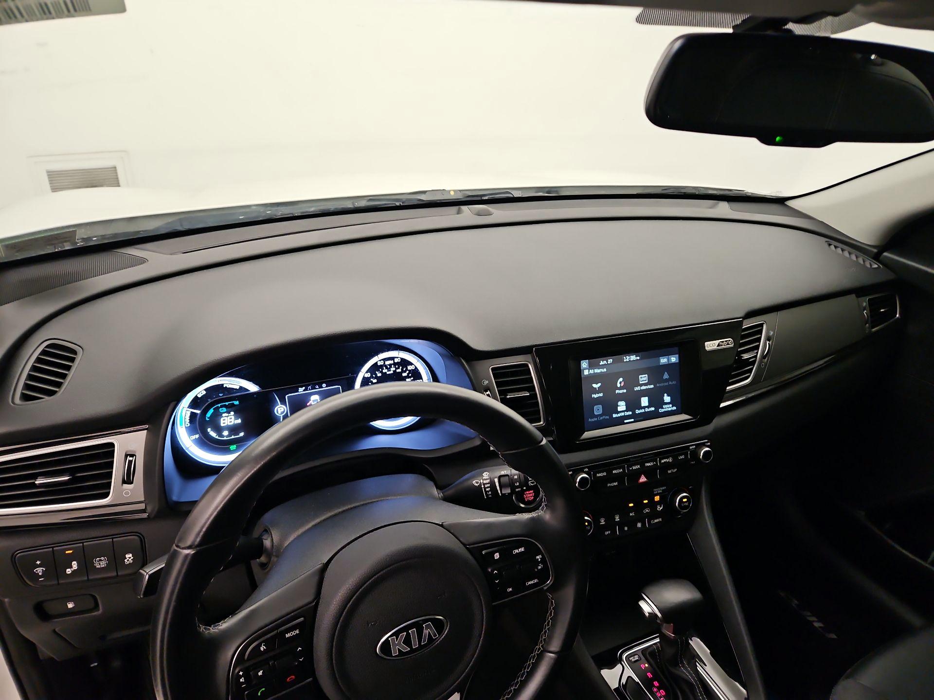 Thumbnail: 2019 Kia Niro - 9