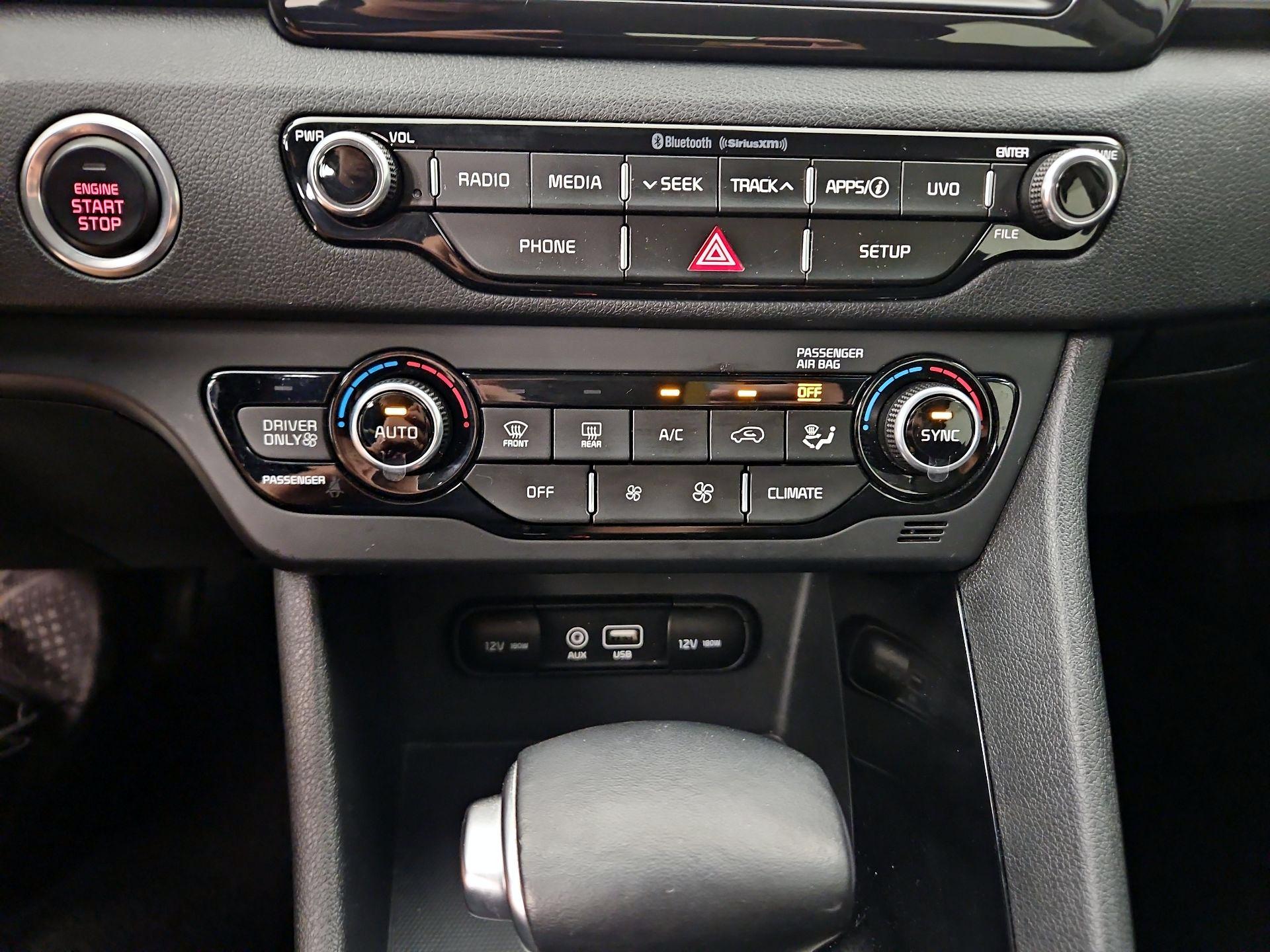 Thumbnail: 2019 Kia Niro - 16