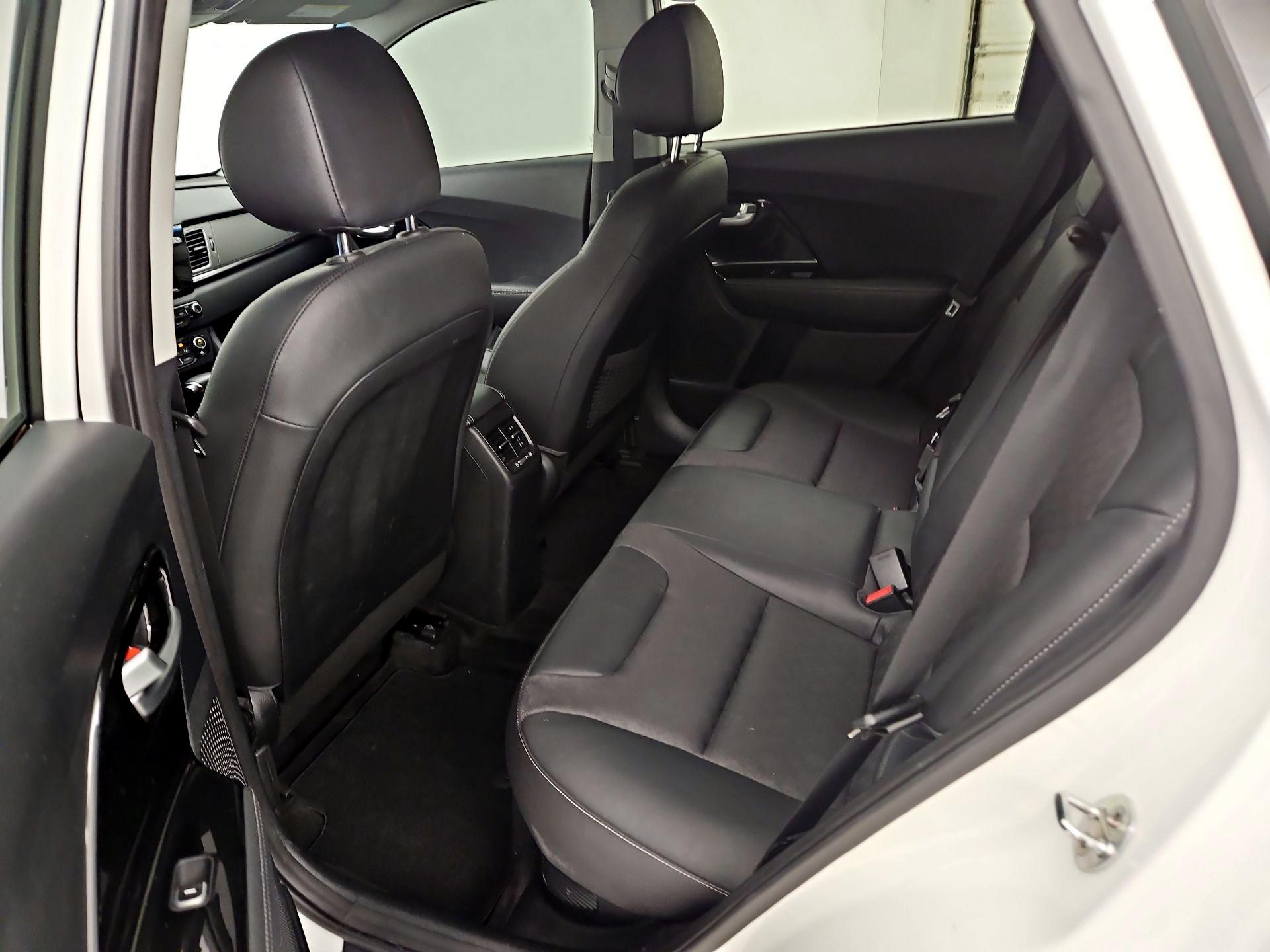 Thumbnail: 2019 Kia Niro - 19