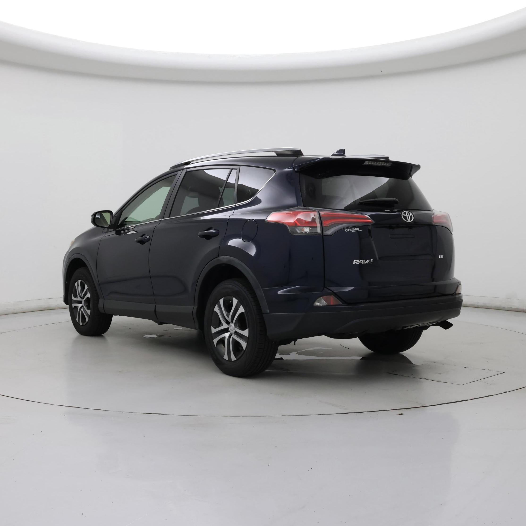 Thumbnail: 2017 Toyota RAV4 - 2
