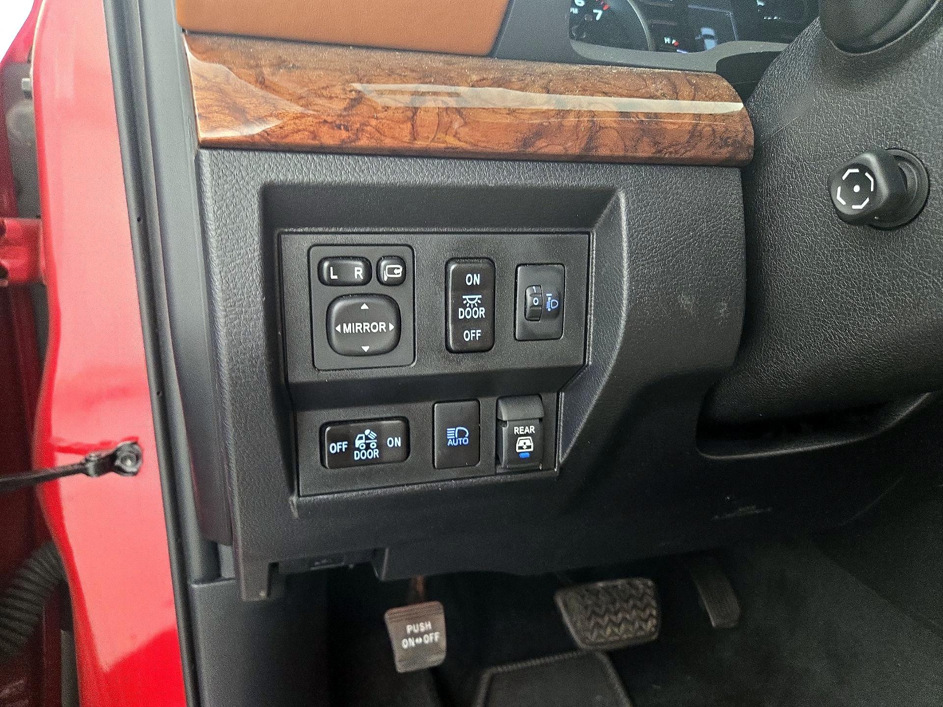 Thumbnail: 2021 Toyota Tundra - 13