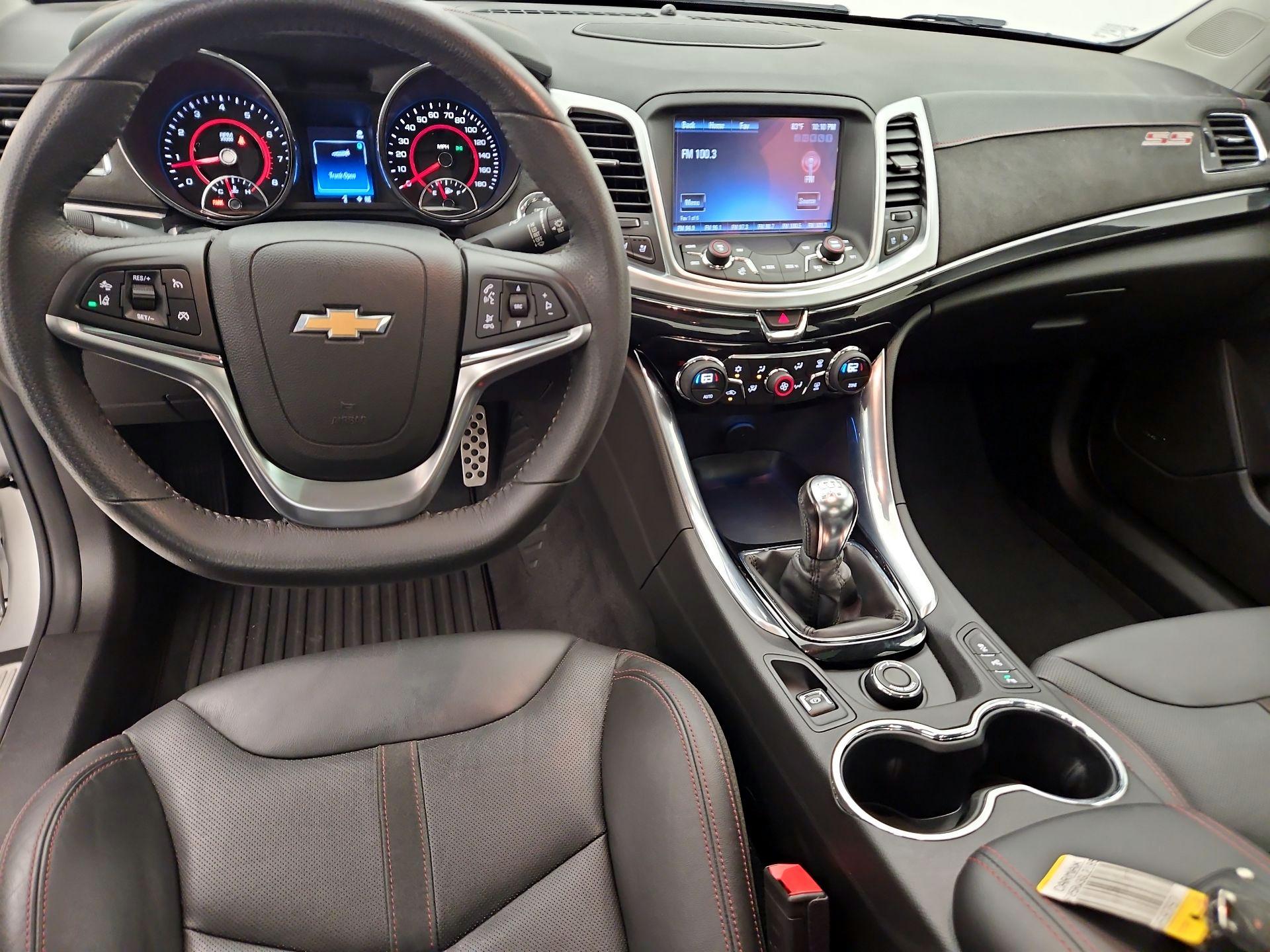 Thumbnail: 2016 Chevrolet  - 9