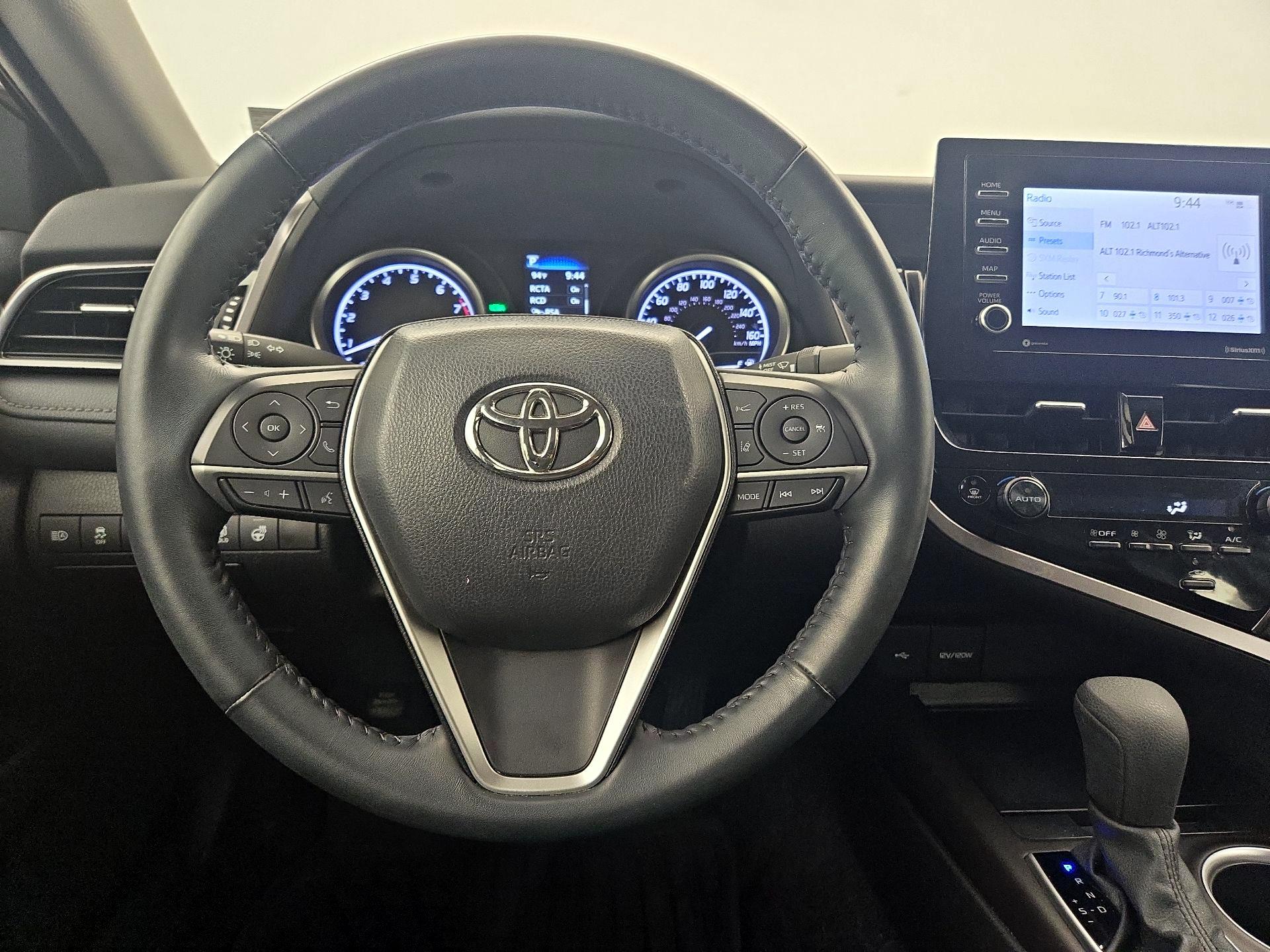 Thumbnail: 2023 Toyota Camry - 10