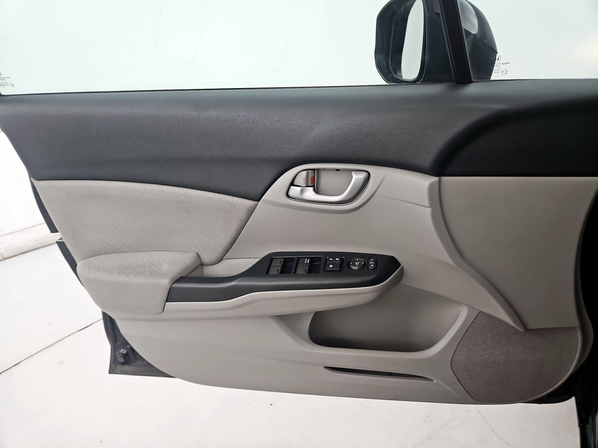 Thumbnail: 2013 Honda Civic - 12