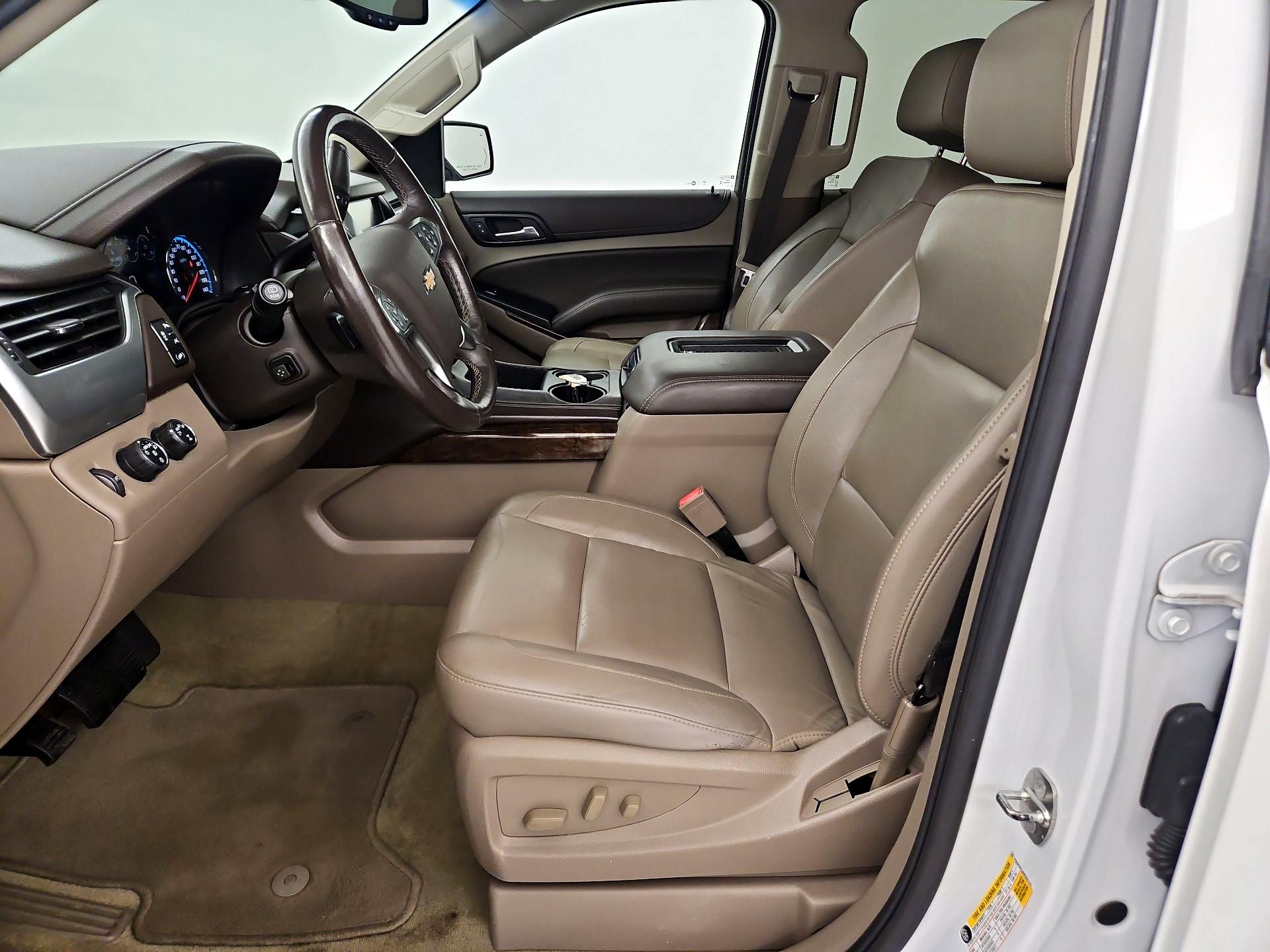 Thumbnail: 2017 Chevrolet Tahoe - 11