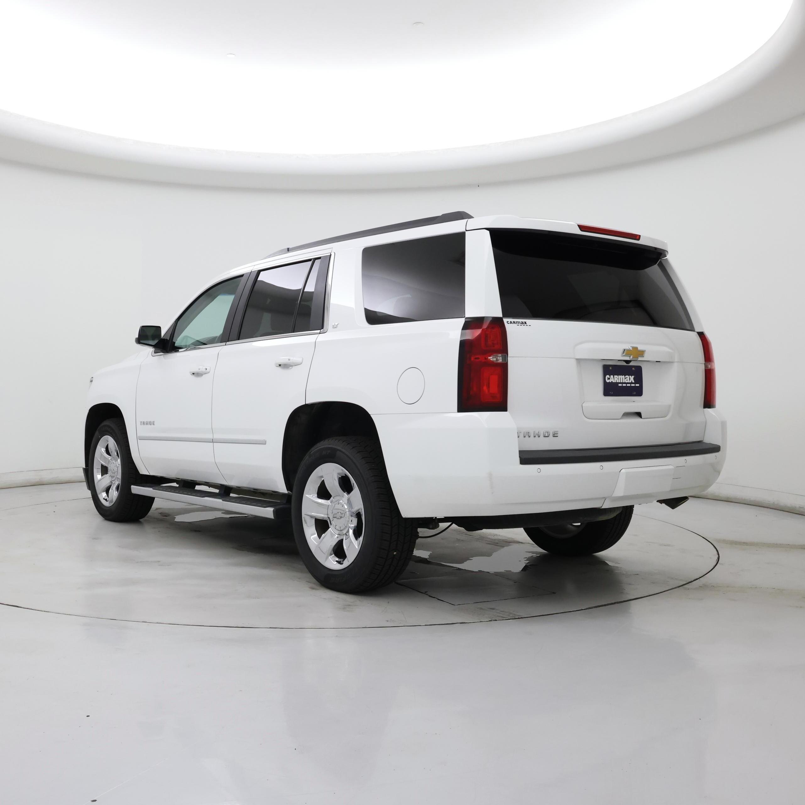 Thumbnail: 2017 Chevrolet Tahoe - 2