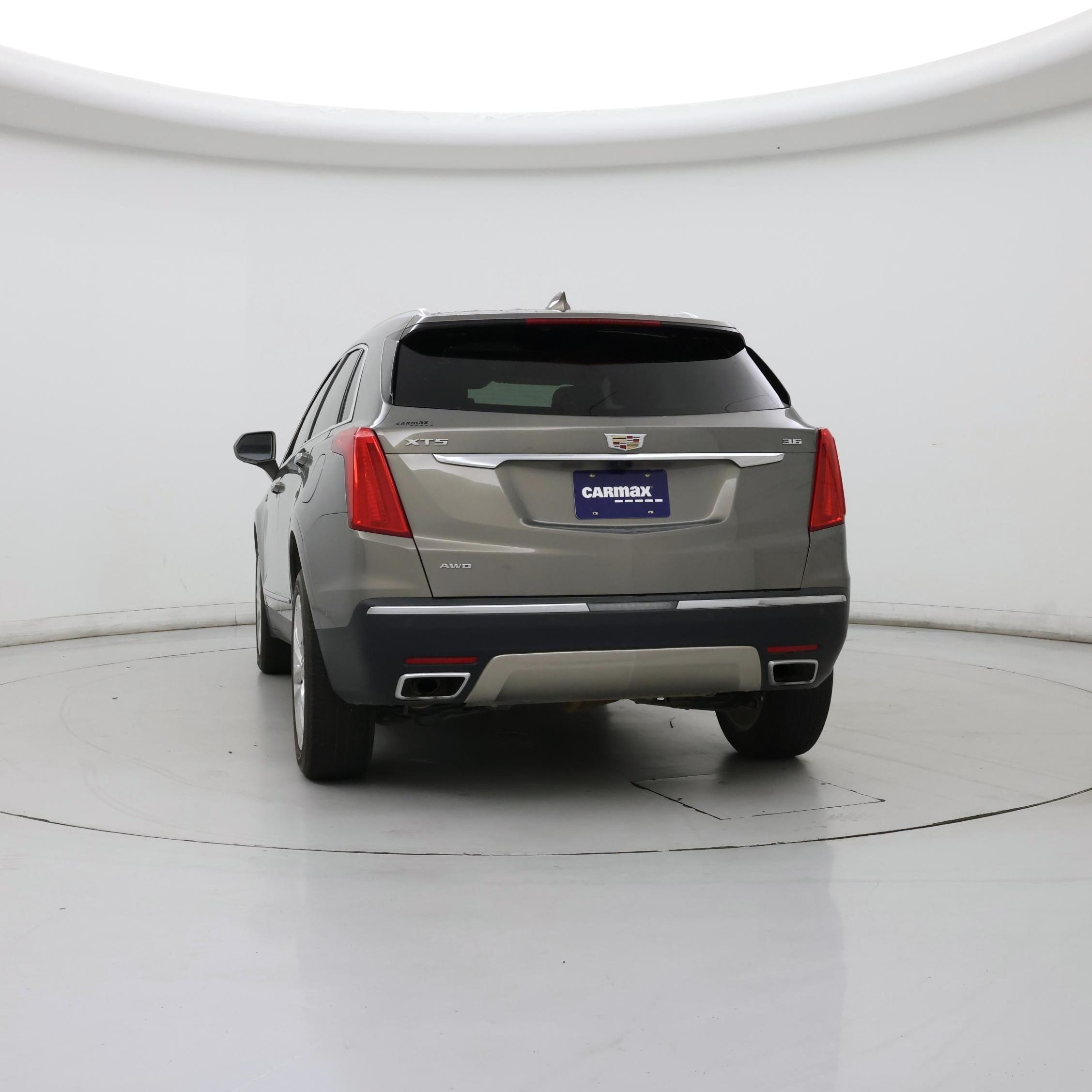 Thumbnail: 2018 Cadillac XT5 - 6