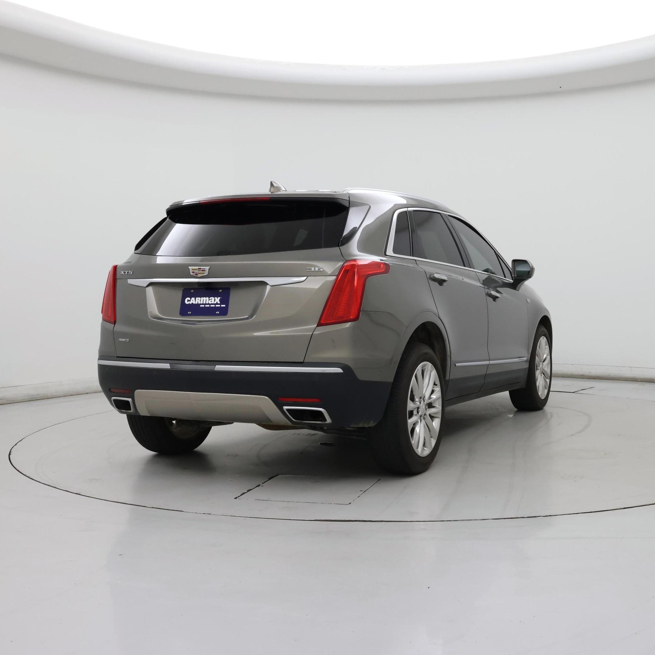 Thumbnail: 2018 Cadillac XT5 - 8