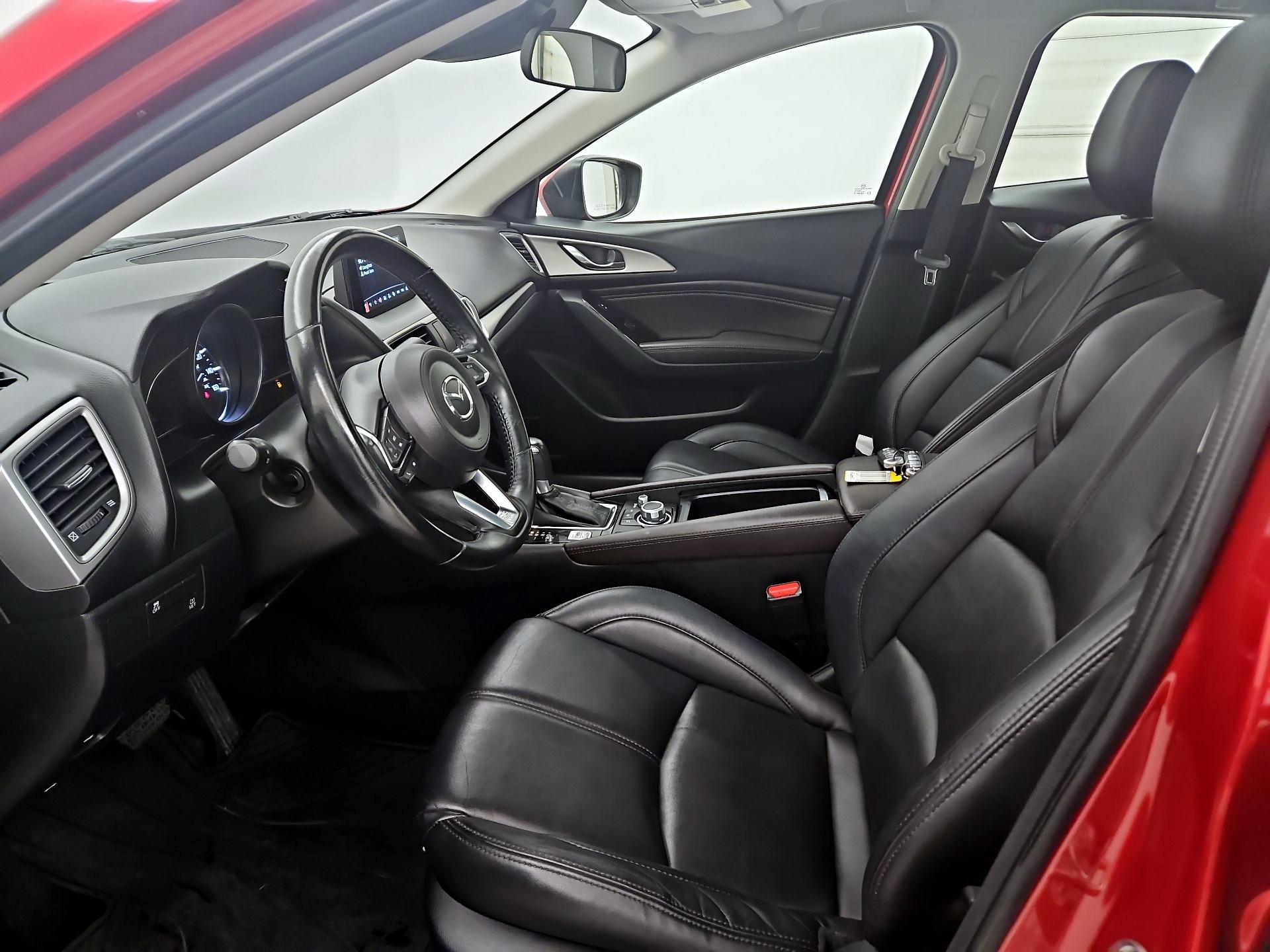 Thumbnail: 2017 Mazda Mazda3 - 11