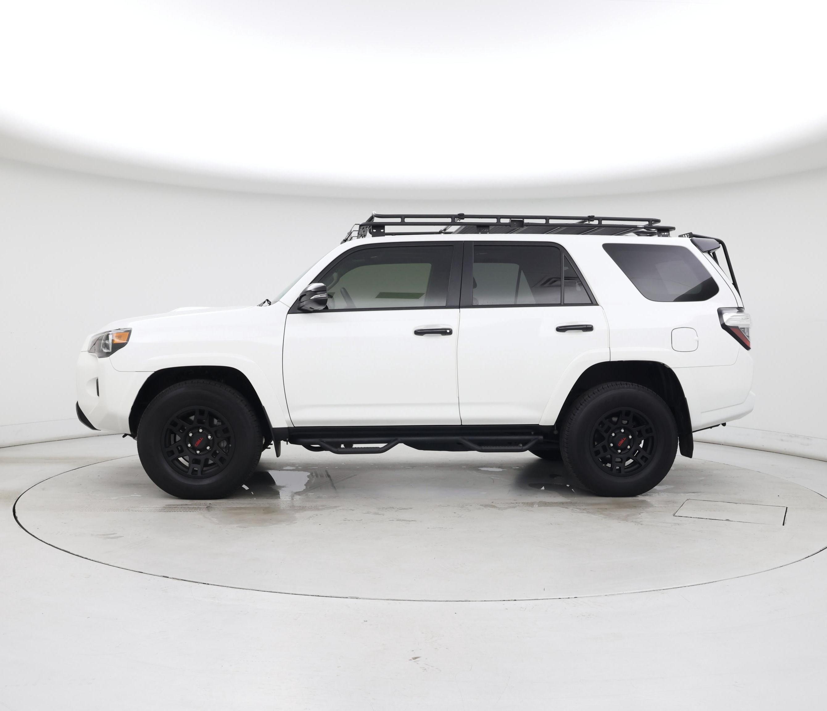Thumbnail: 2021 Toyota 4Runner - 3