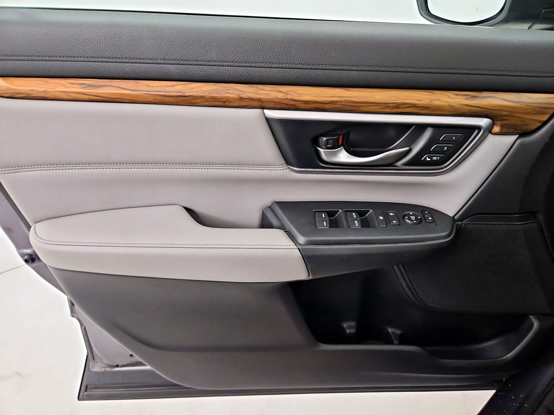 Thumbnail: 2017 Honda CR-V - 12