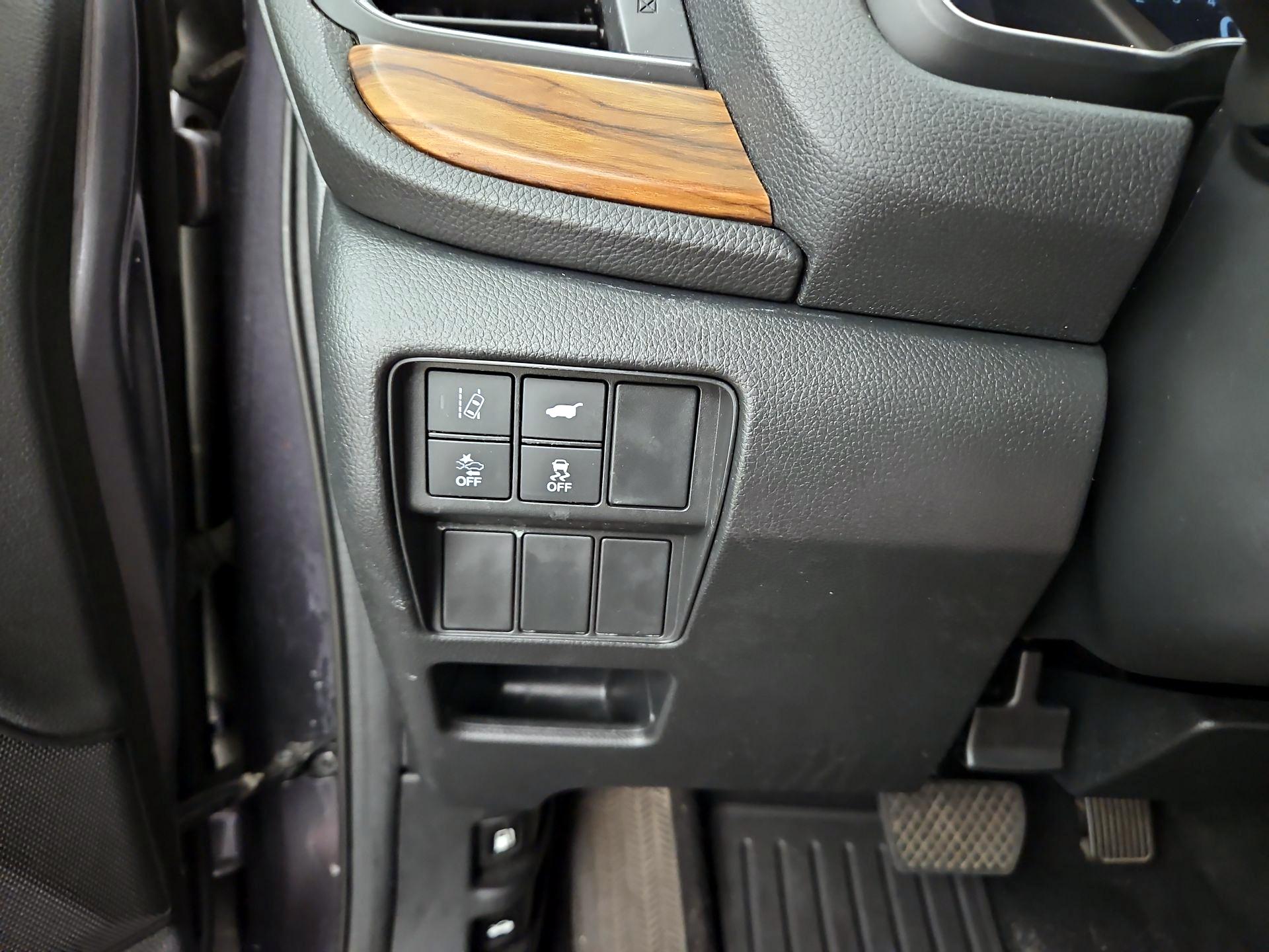 Thumbnail: 2017 Honda CR-V - 13
