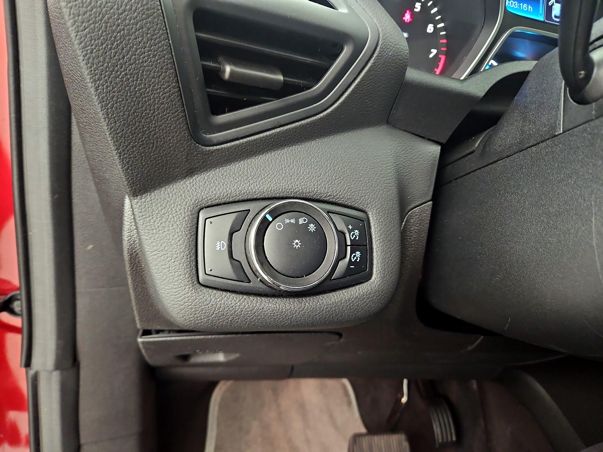 Thumbnail: 2014 Ford Escape - 13