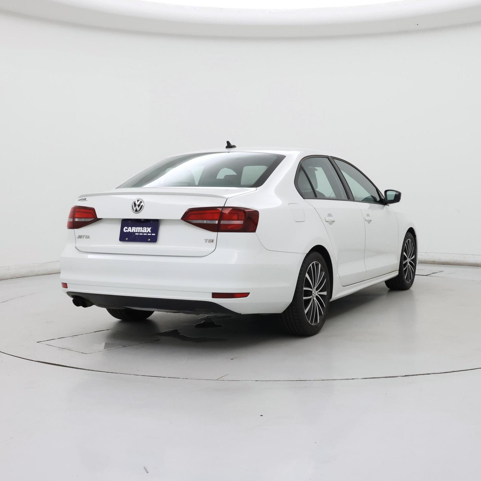 Thumbnail: 2016 Volkswagen Jetta - 8