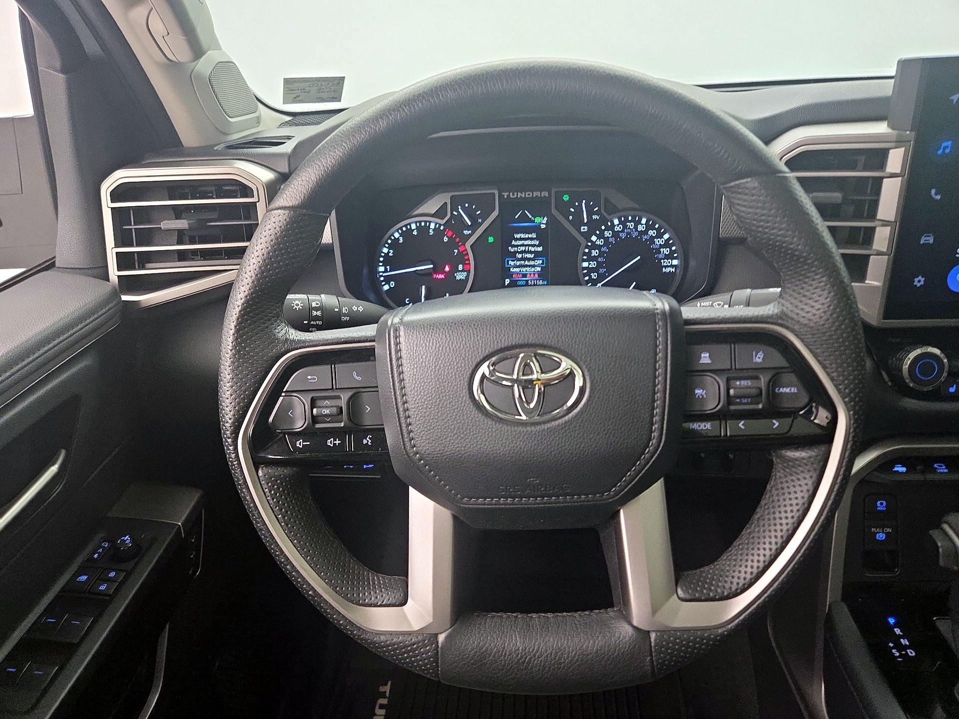 Thumbnail: 2022 Toyota Tundra - 10