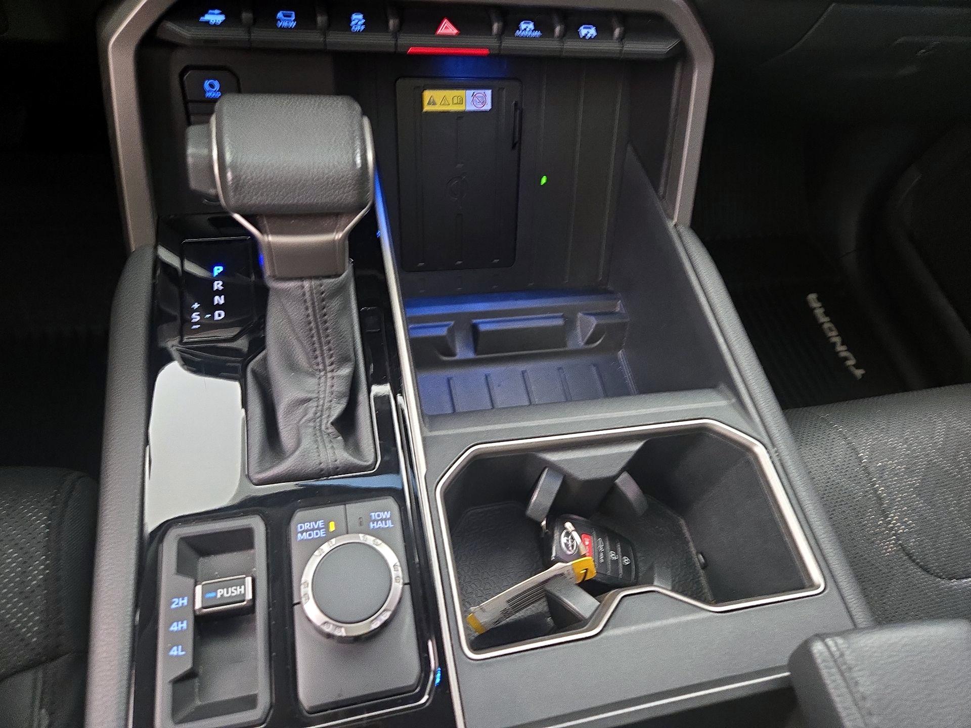 Thumbnail: 2022 Toyota Tundra - 17