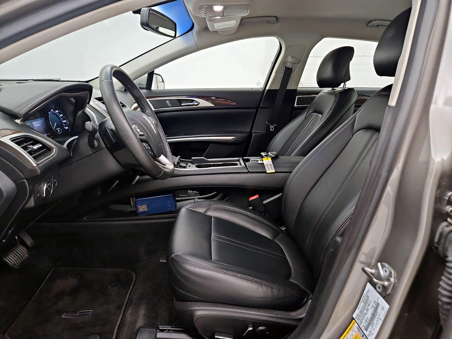 Thumbnail: 2016 Lincoln MKZ - 11
