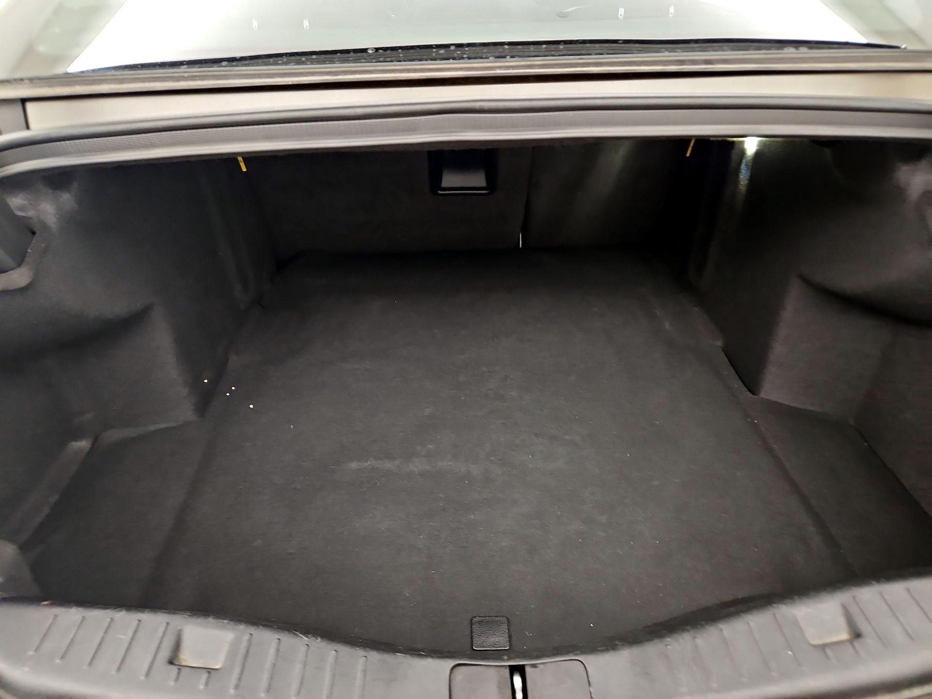 Thumbnail: 2016 Lincoln MKZ - 20