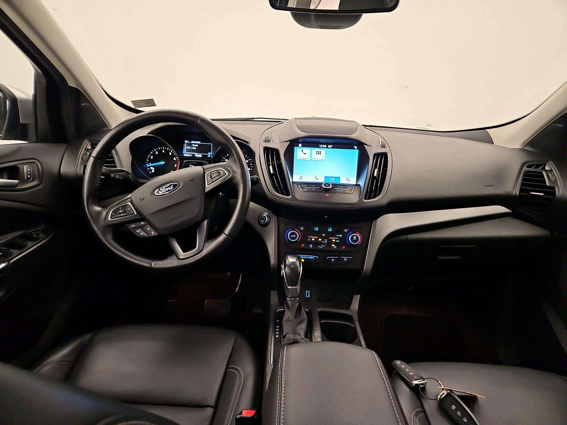 Thumbnail: 2019 Ford Escape - 9