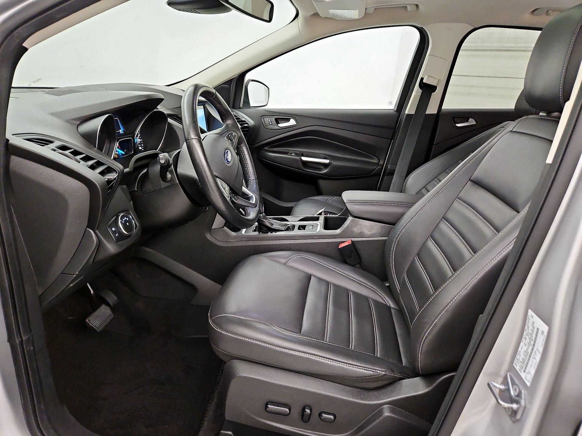 Thumbnail: 2019 Ford Escape - 11