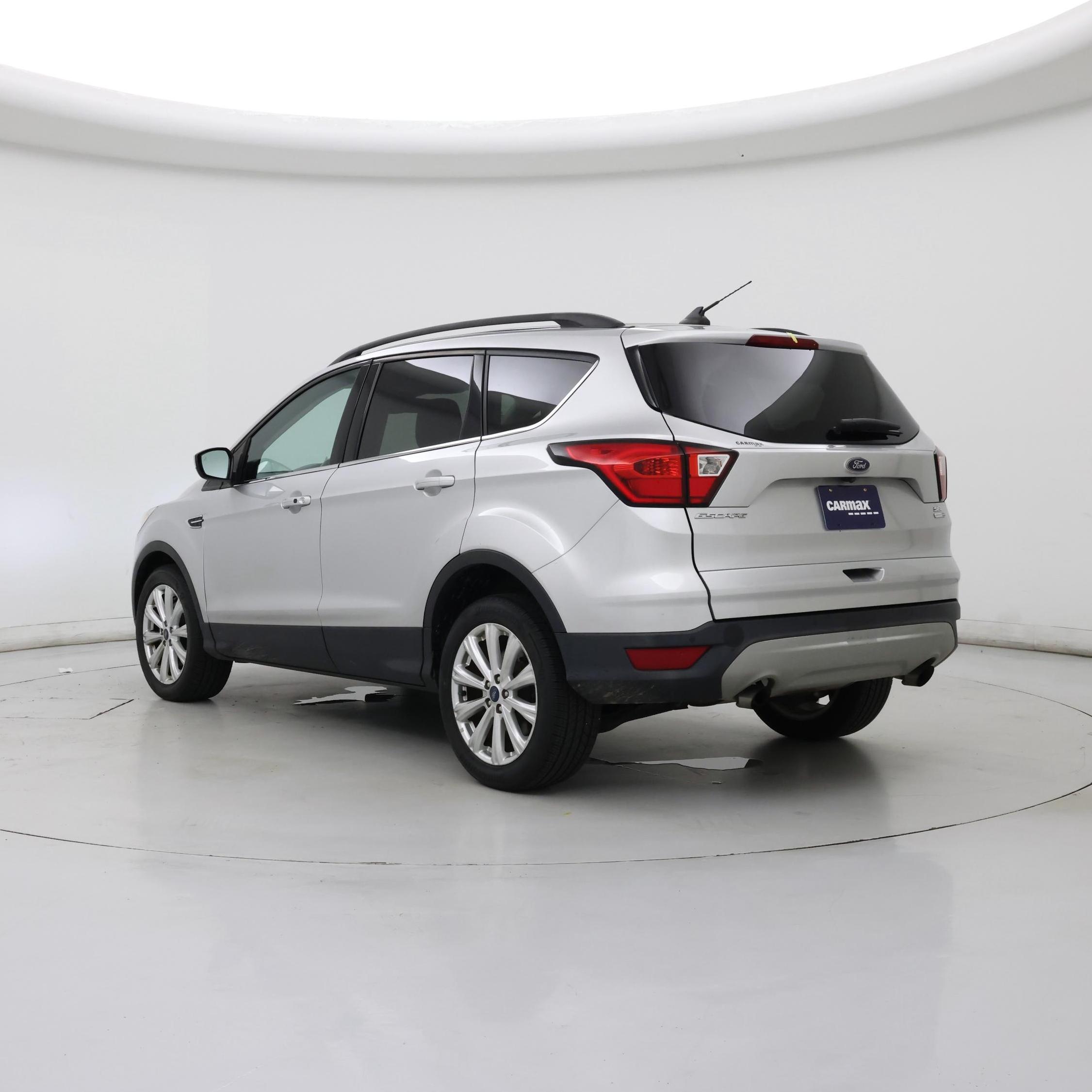 Thumbnail: 2019 Ford Escape - 2