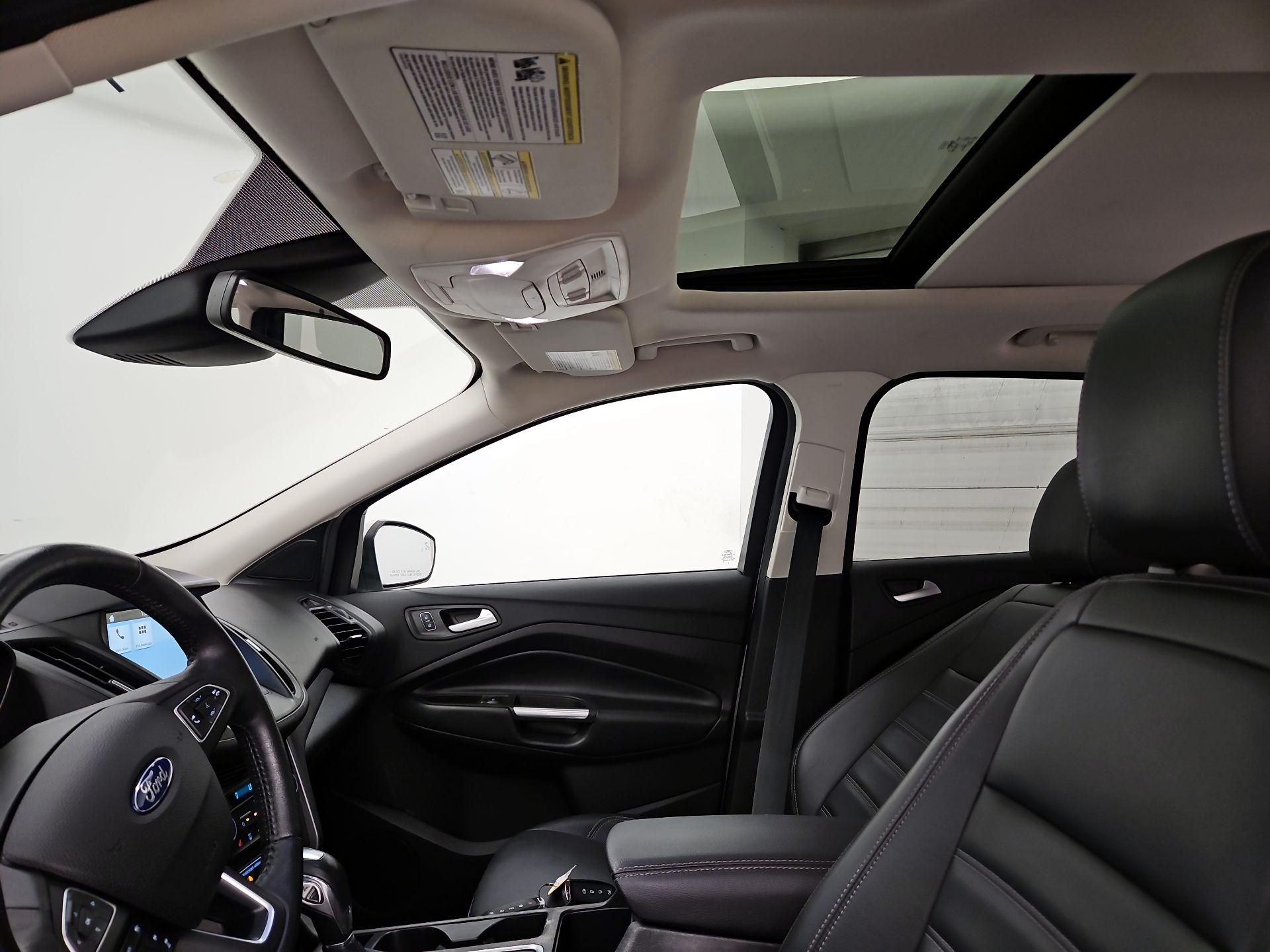 Thumbnail: 2019 Ford Escape - 19