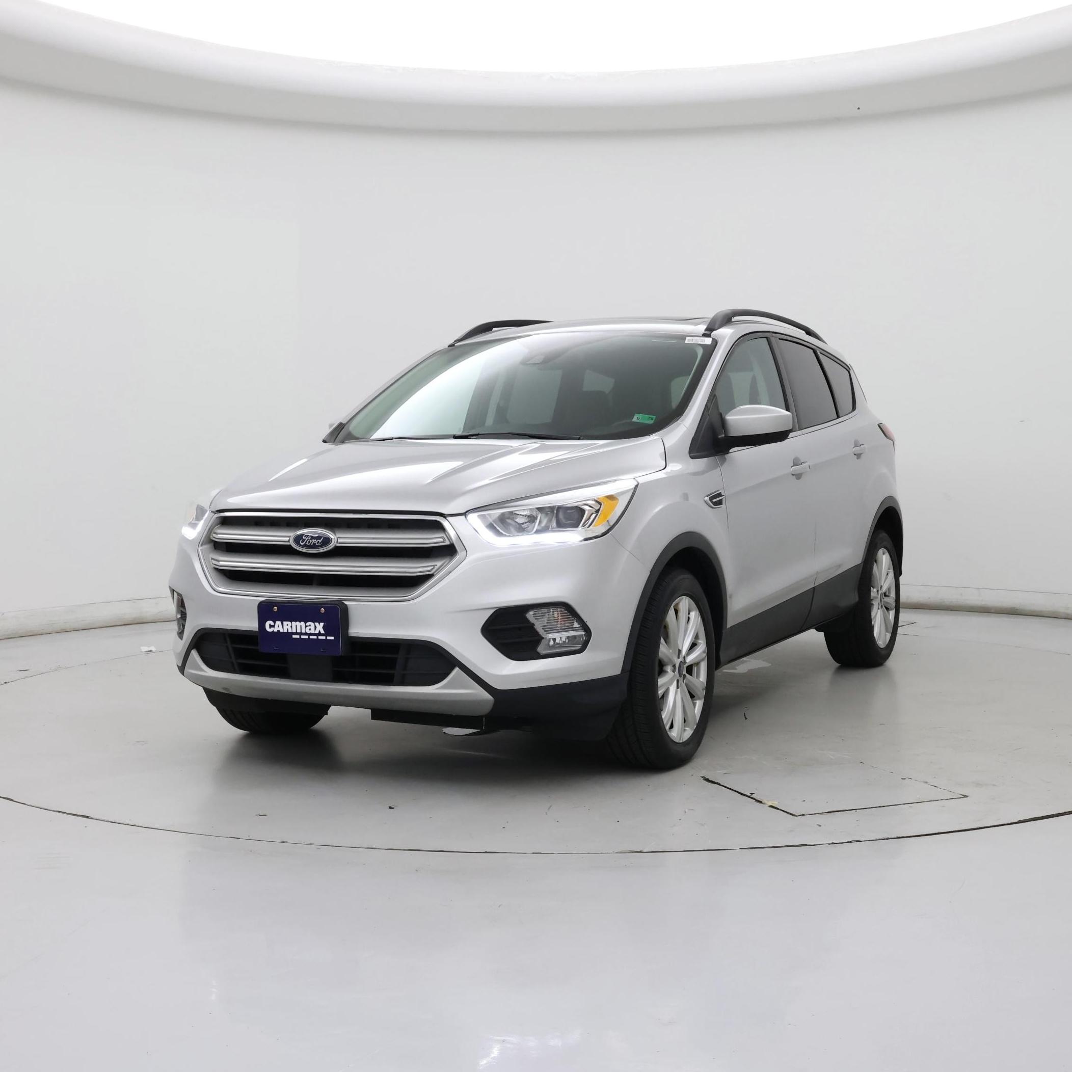 Thumbnail: 2019 Ford Escape - 4