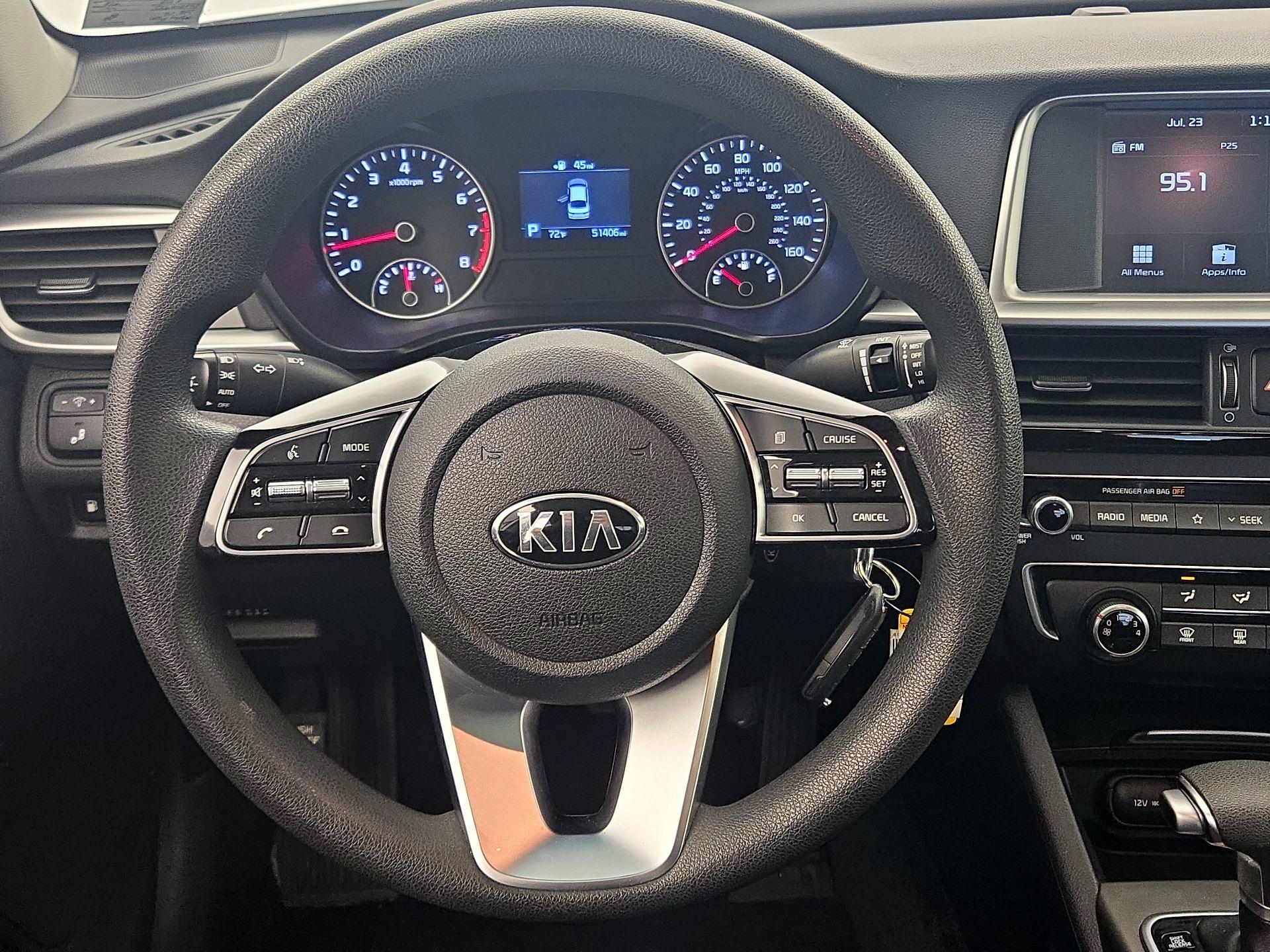 Thumbnail: 2019 Kia Optima - 10