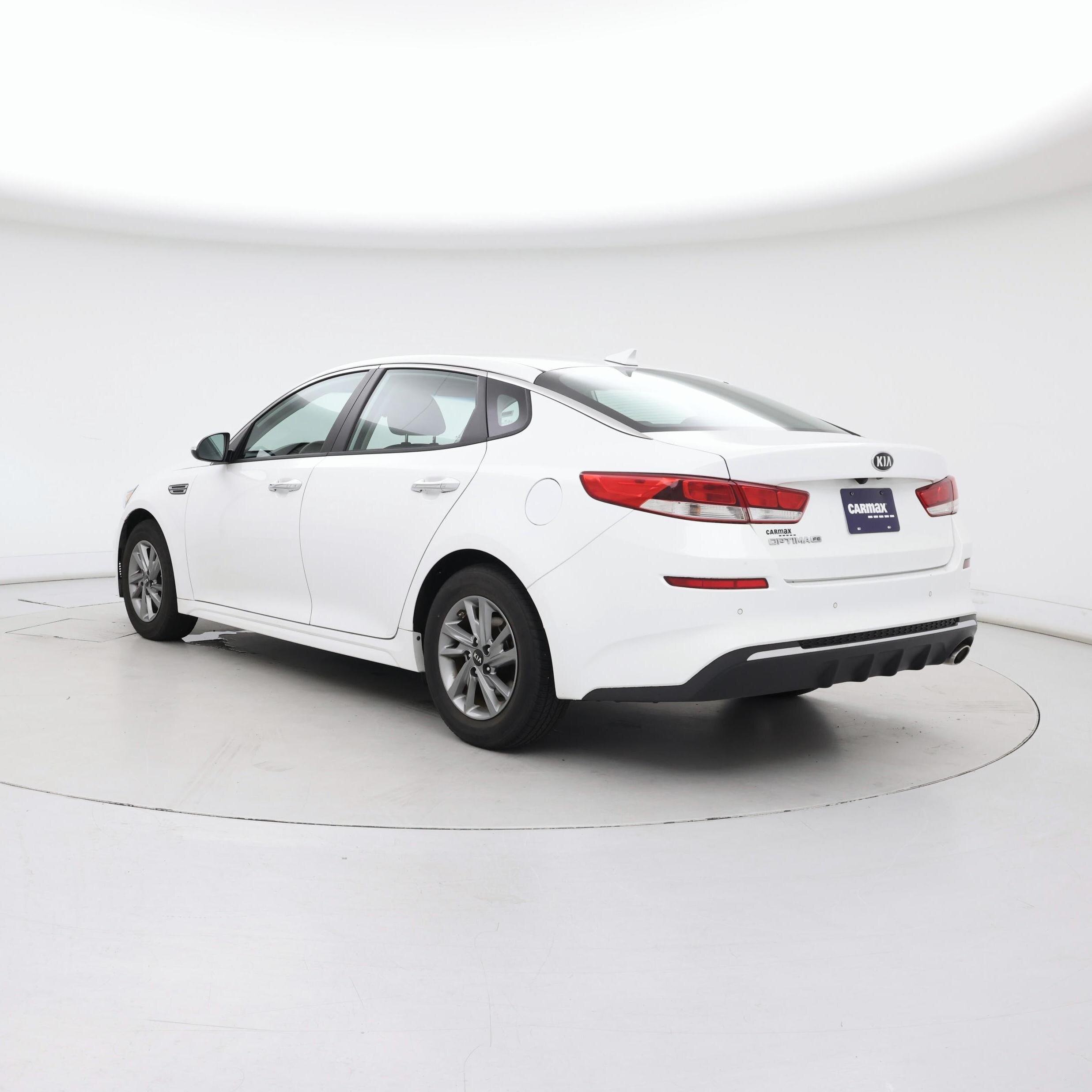 Thumbnail: 2019 Kia Optima - 2