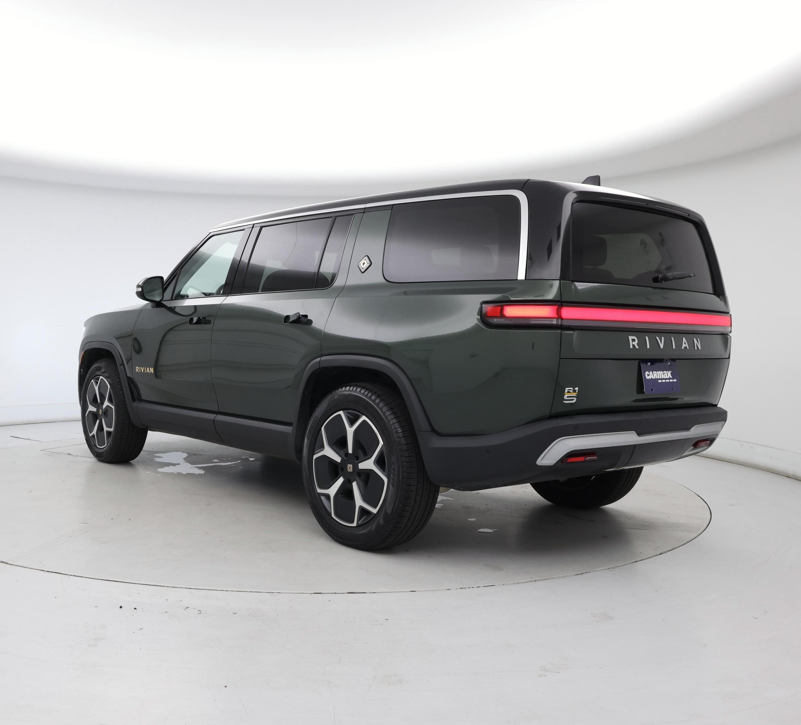 Thumbnail: 2023 Rivian R1S - 2