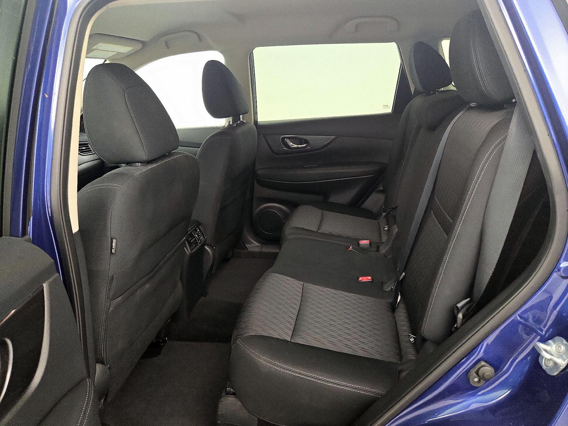 Thumbnail: 2018 Nissan Rogue - 20