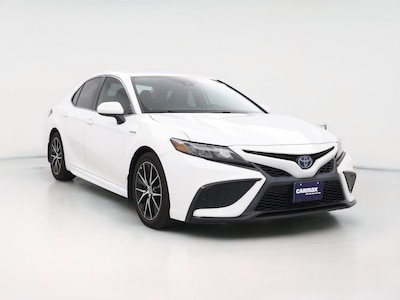 White 2021 Toyota Camry Hybrid SE
