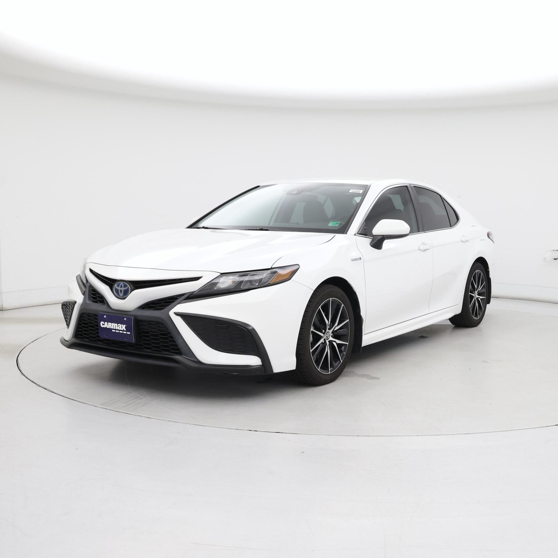 Thumbnail: 2021 Toyota Camry - 4