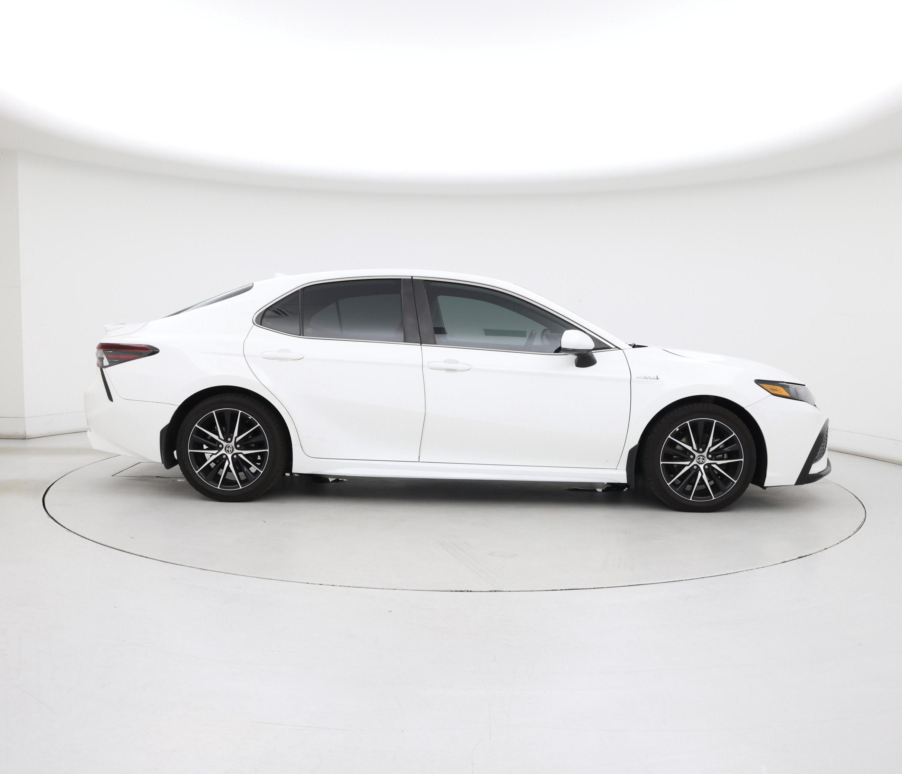 Thumbnail: 2021 Toyota Camry - 7