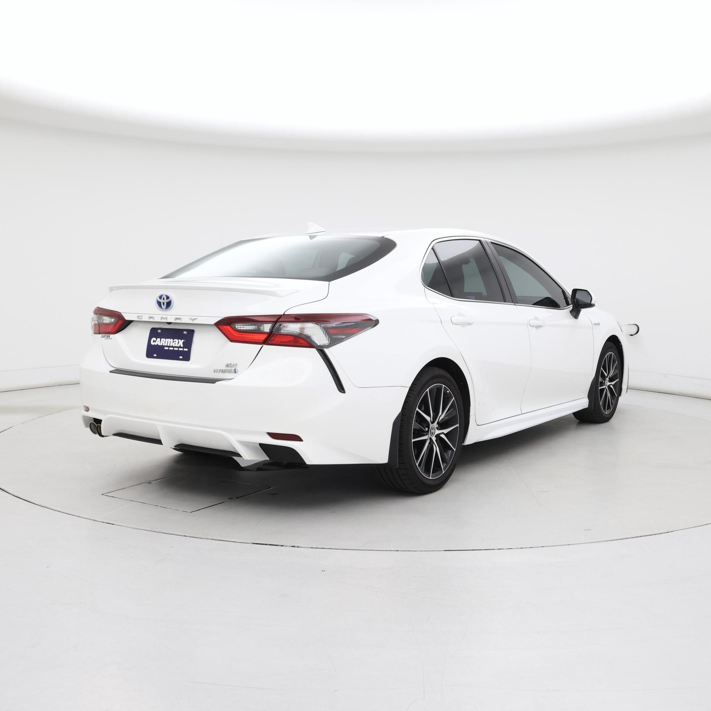 Thumbnail: 2021 Toyota Camry - 8