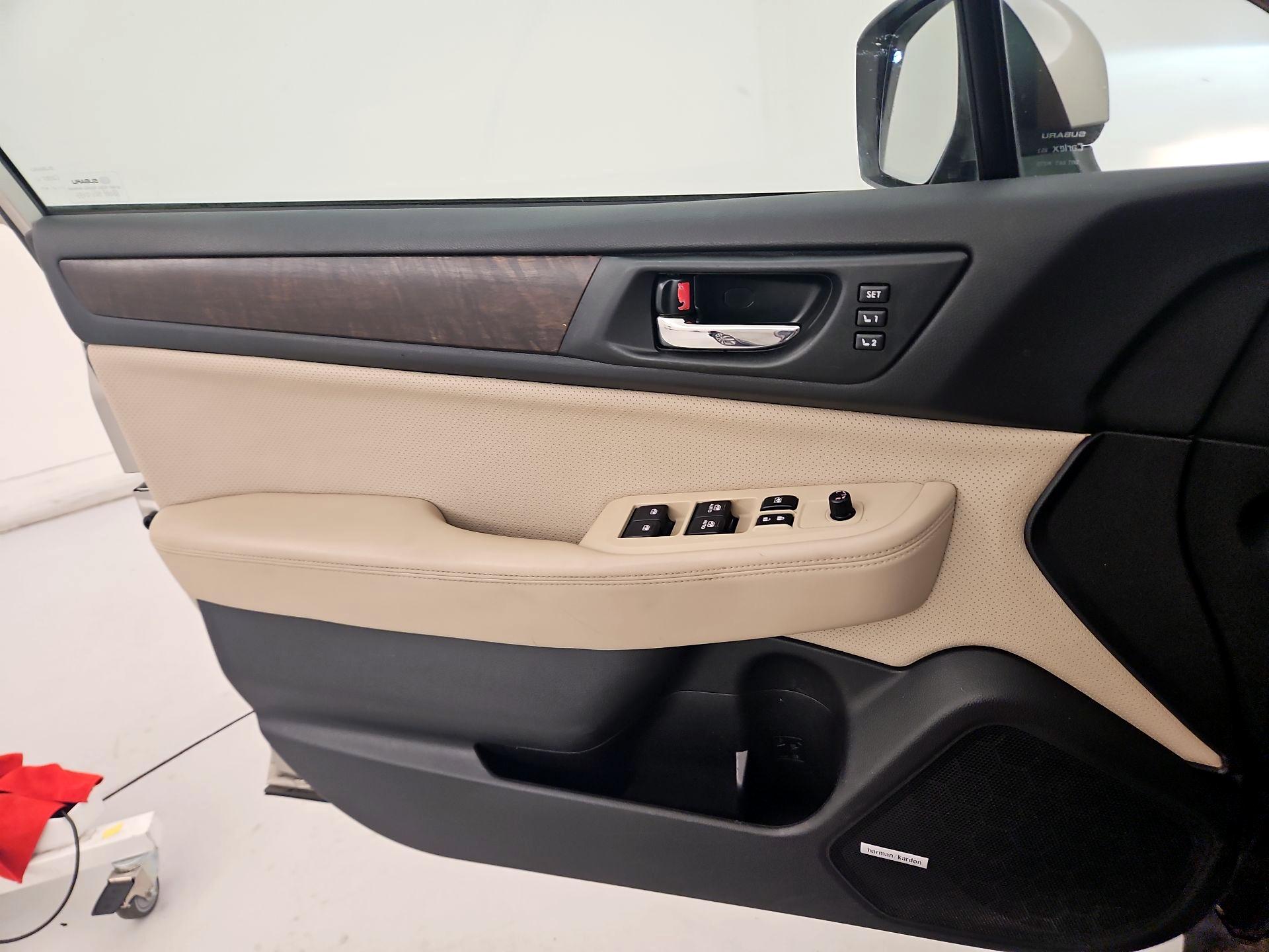 Thumbnail: 2015 Subaru Outback - 12