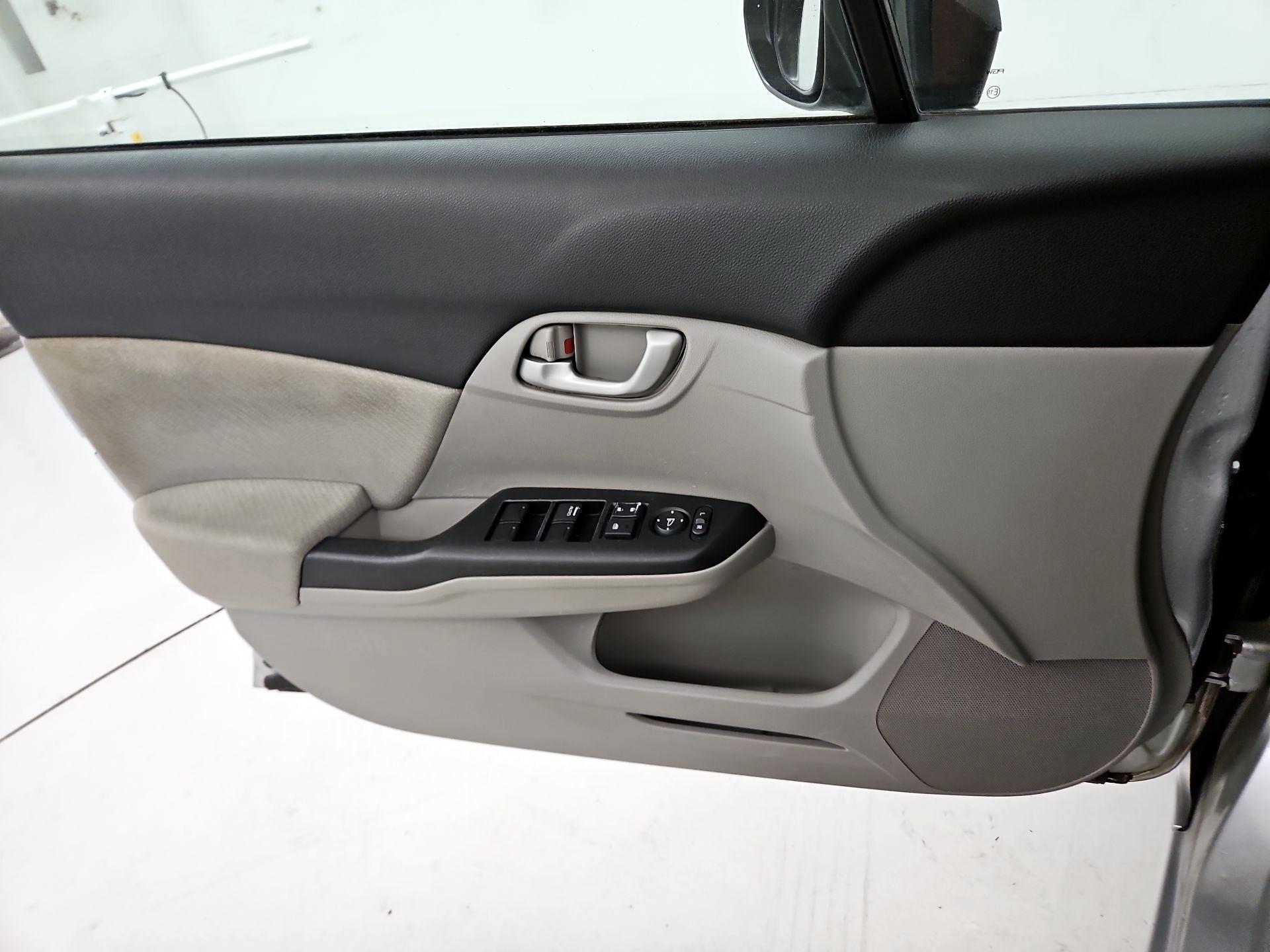 Thumbnail: 2013 Honda Civic - 12